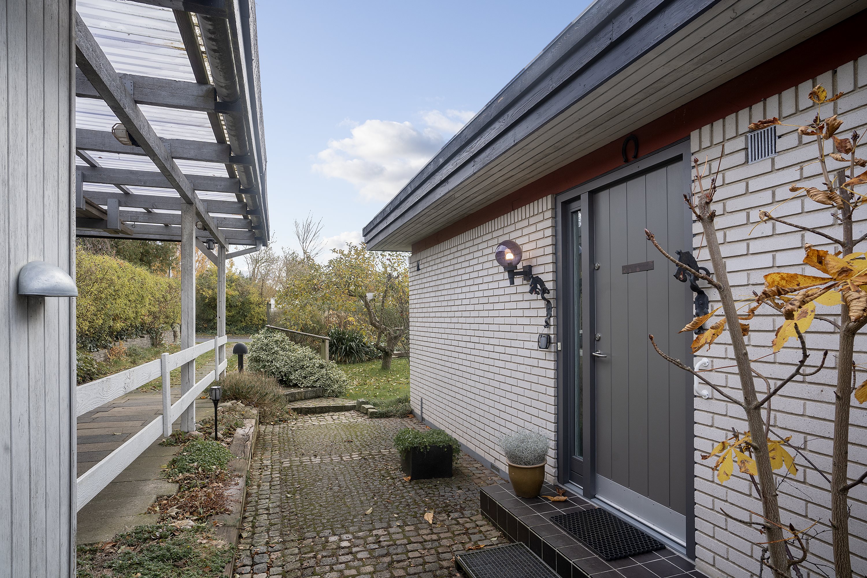 Fremhævet ejendommen billede i fuldskærmstilstand. Billede af Lerholmvej 12, 2750 Ballerup