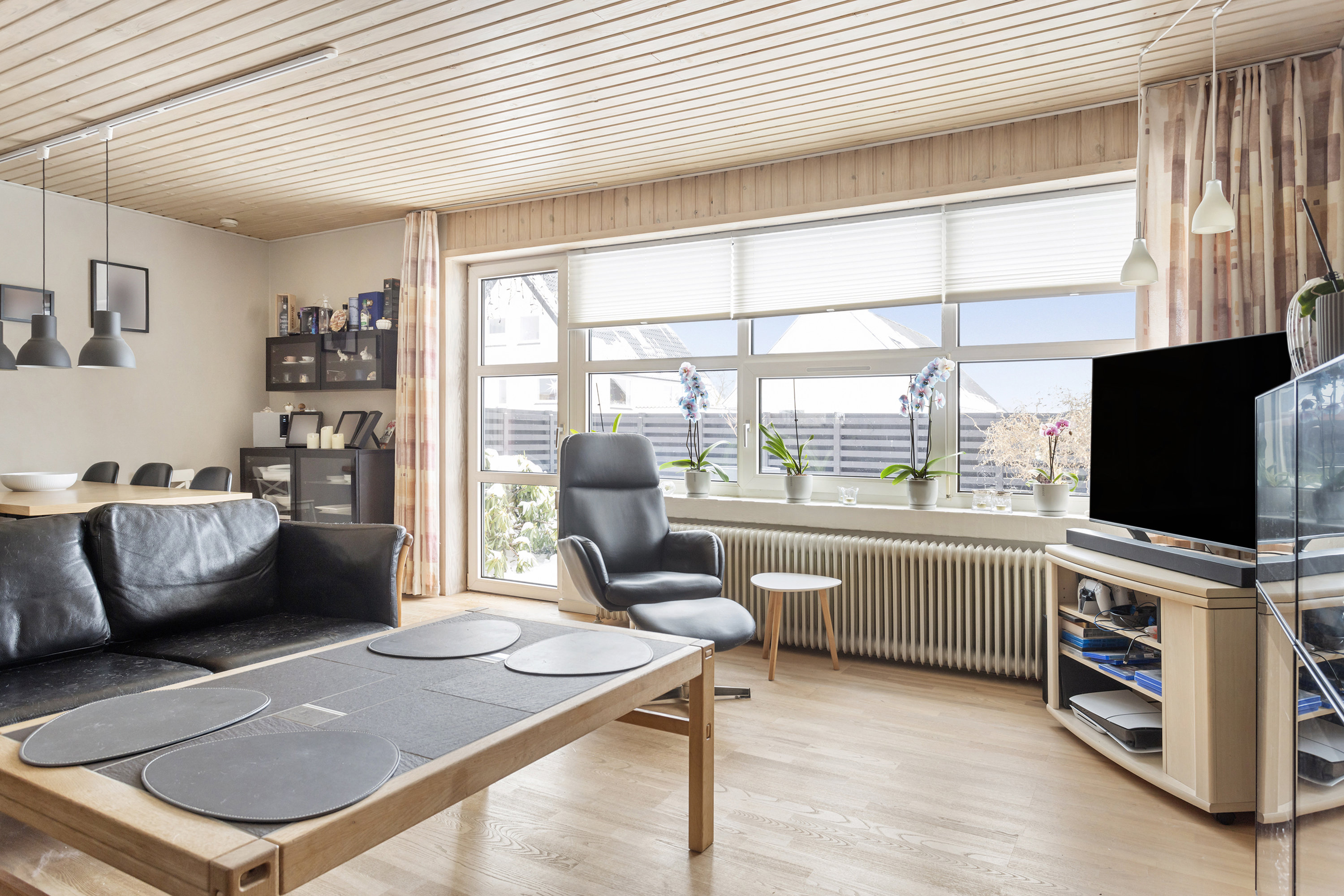 Fremhævet stue billede i fuldskærmstilstand. Billede af Odensegade 20, 9900 Frederikshavn