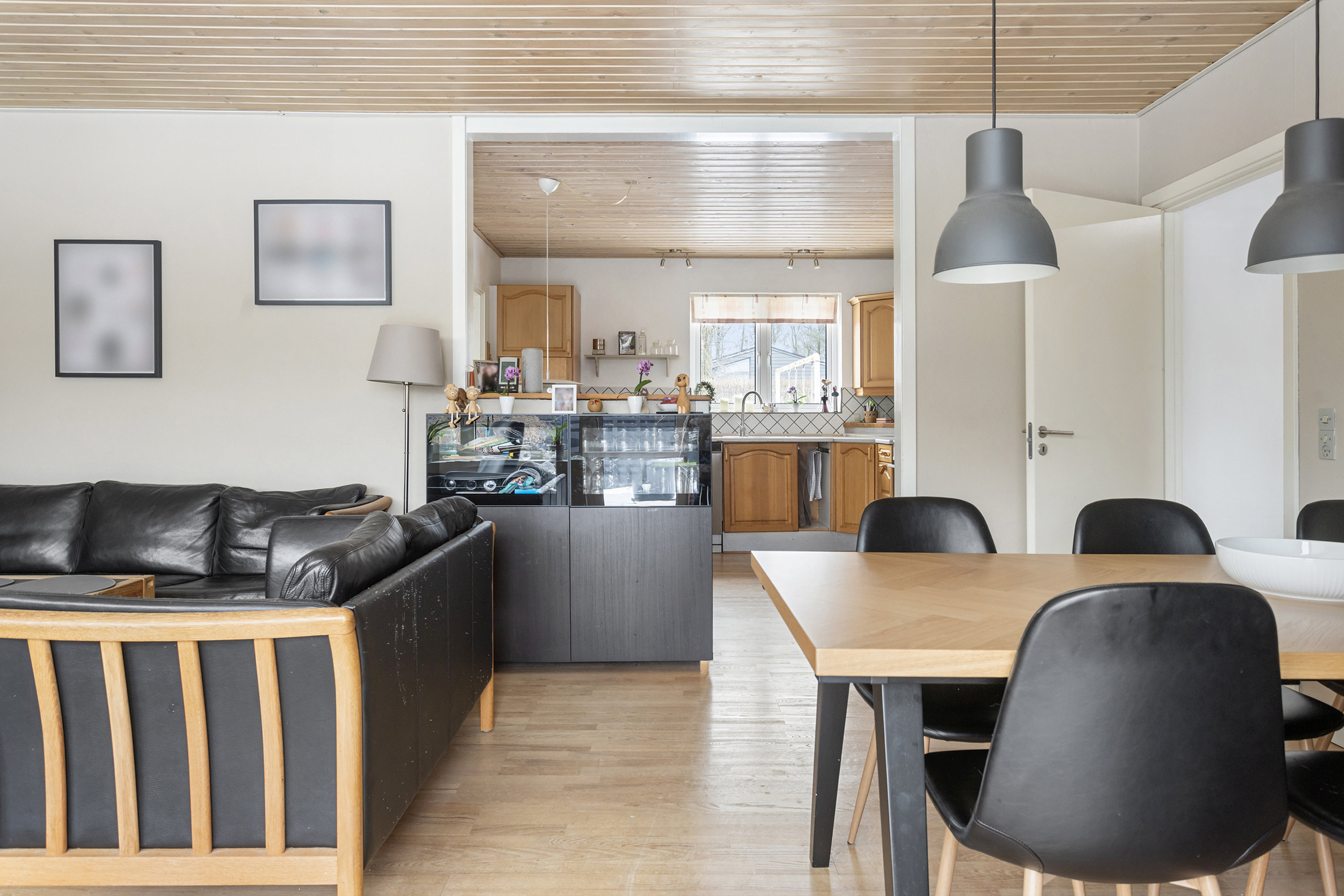 Fremhævet stue billede i fuldskærmstilstand. Billede af Odensegade 20, 9900 Frederikshavn