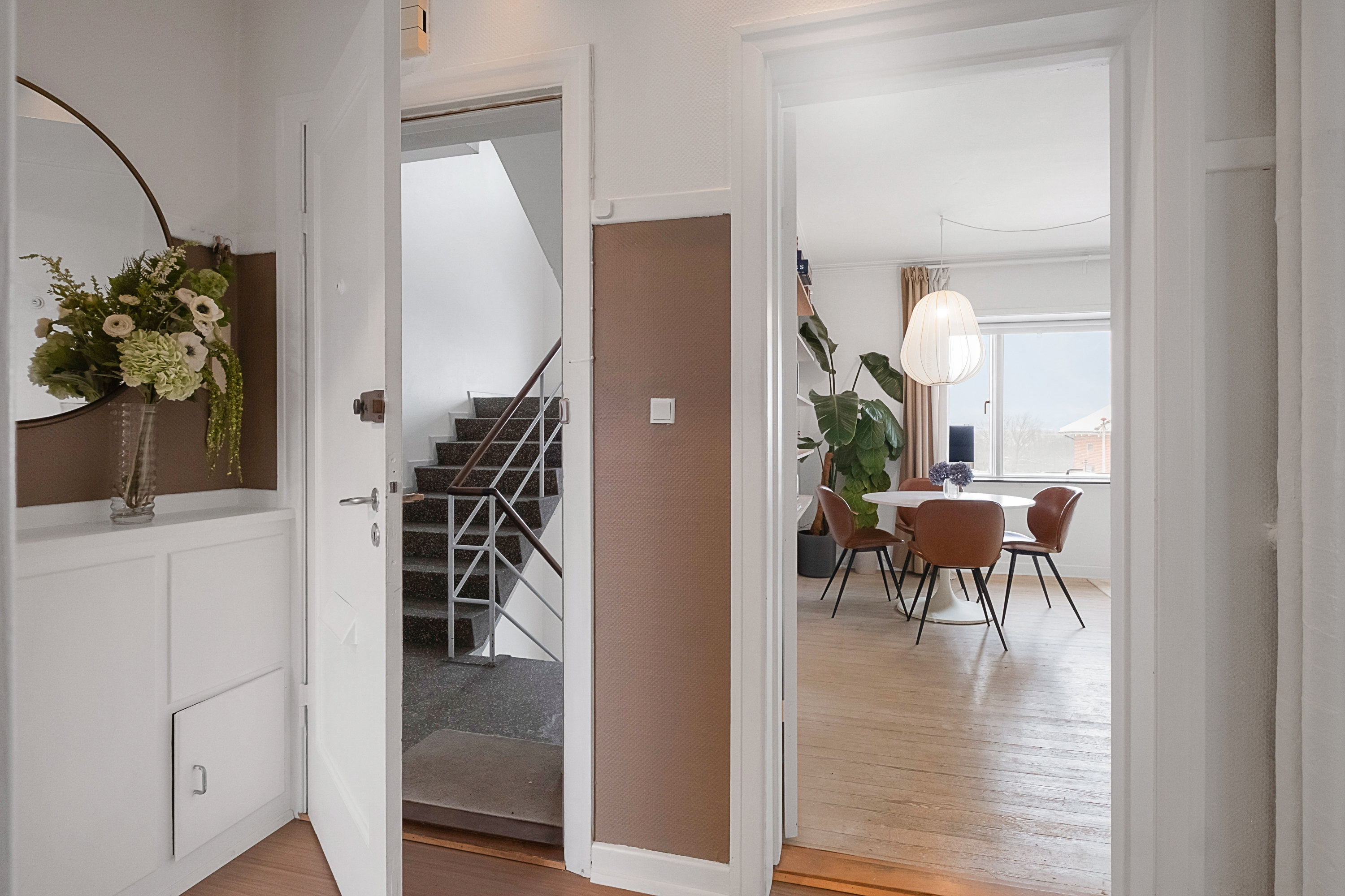 Fremhævet gang billede i fuldskærmstilstand. Billede af Augustenborggade 3, 2. tv., 8000 Aarhus C