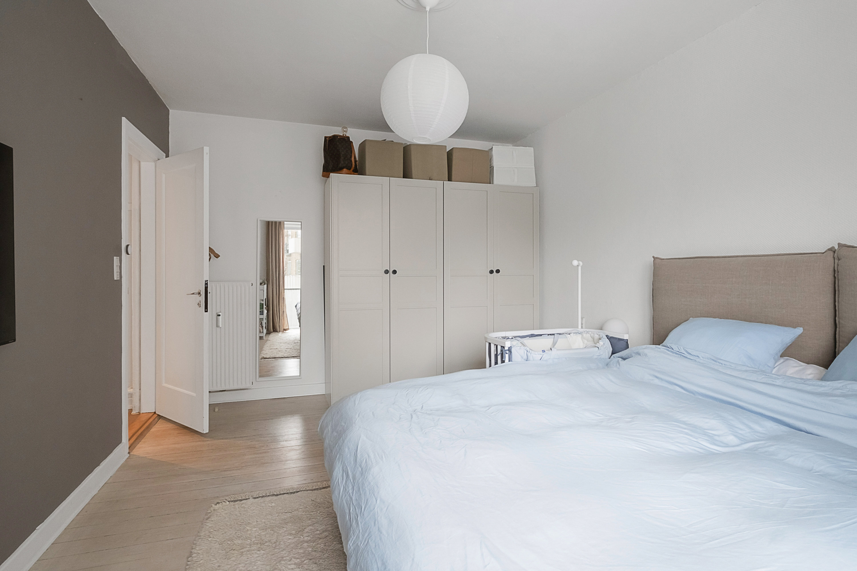 Fremhævet soveværelse billede i fuldskærmstilstand. Billede af Augustenborggade 3, 2. tv., 8000 Aarhus C