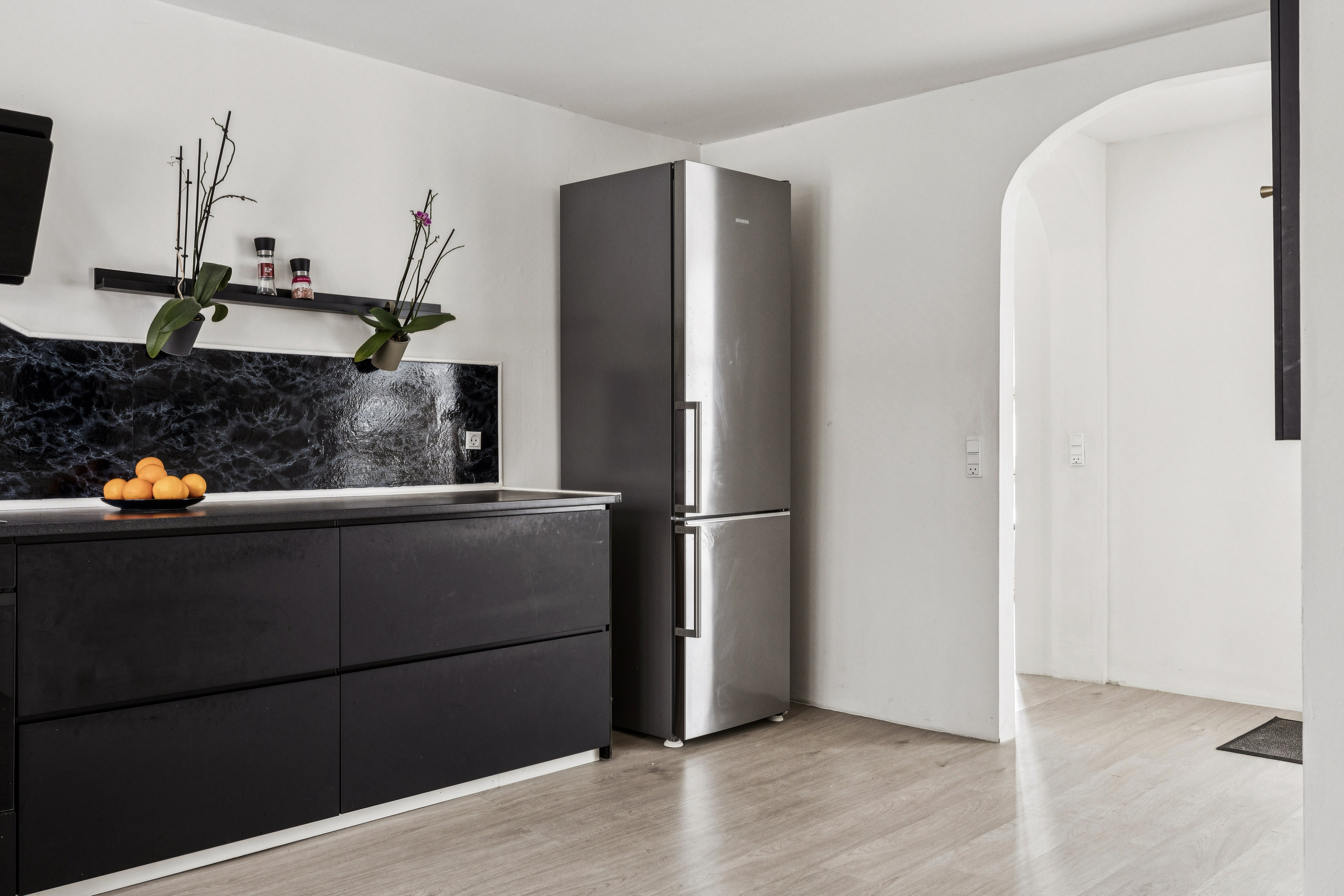 Fremhævet køkken billede i fuldskærmstilstand. Billede af Balslevvej 1A, Ejby, 5592 Ejby