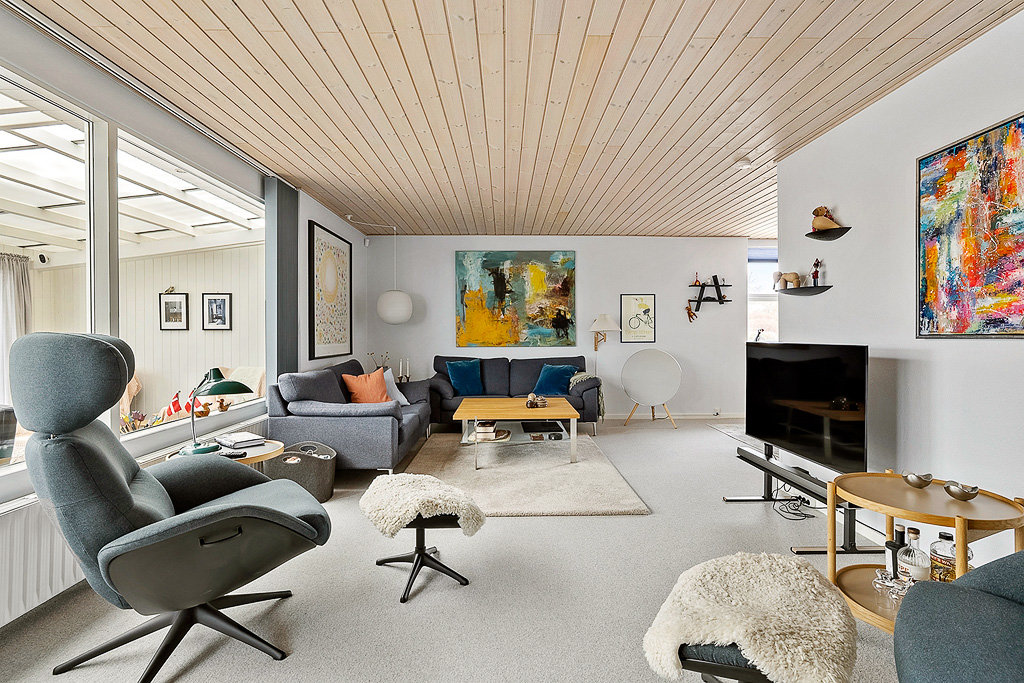 Fremhævet stue billede i fuldskærmstilstand. Billede af Bøgevej 1, Frølunde, 4220 Korsør