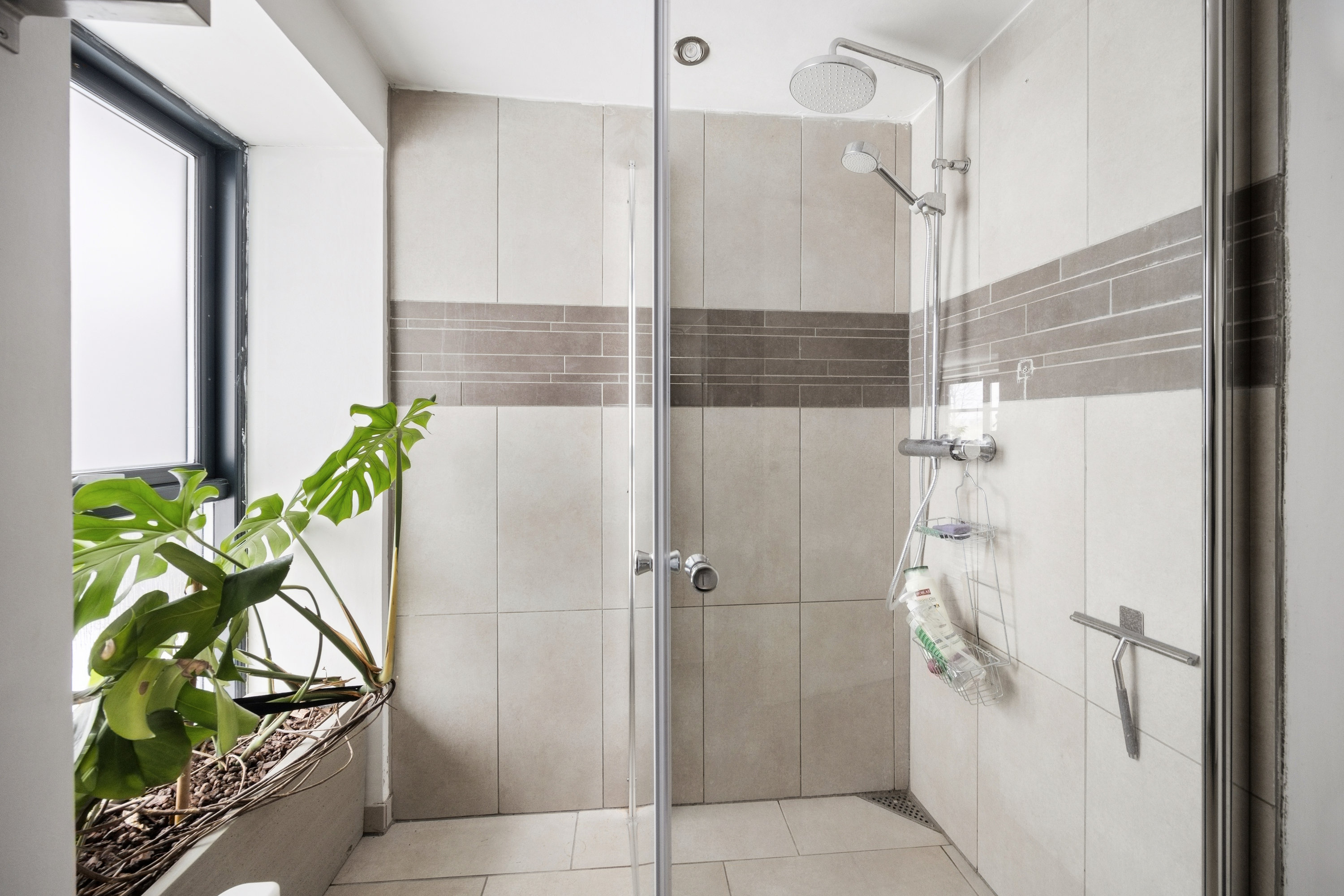 Fremhævet badeværelse billede i fuldskærmstilstand. Billede af Halsvej 34, Rærup, 9310 Vodskov