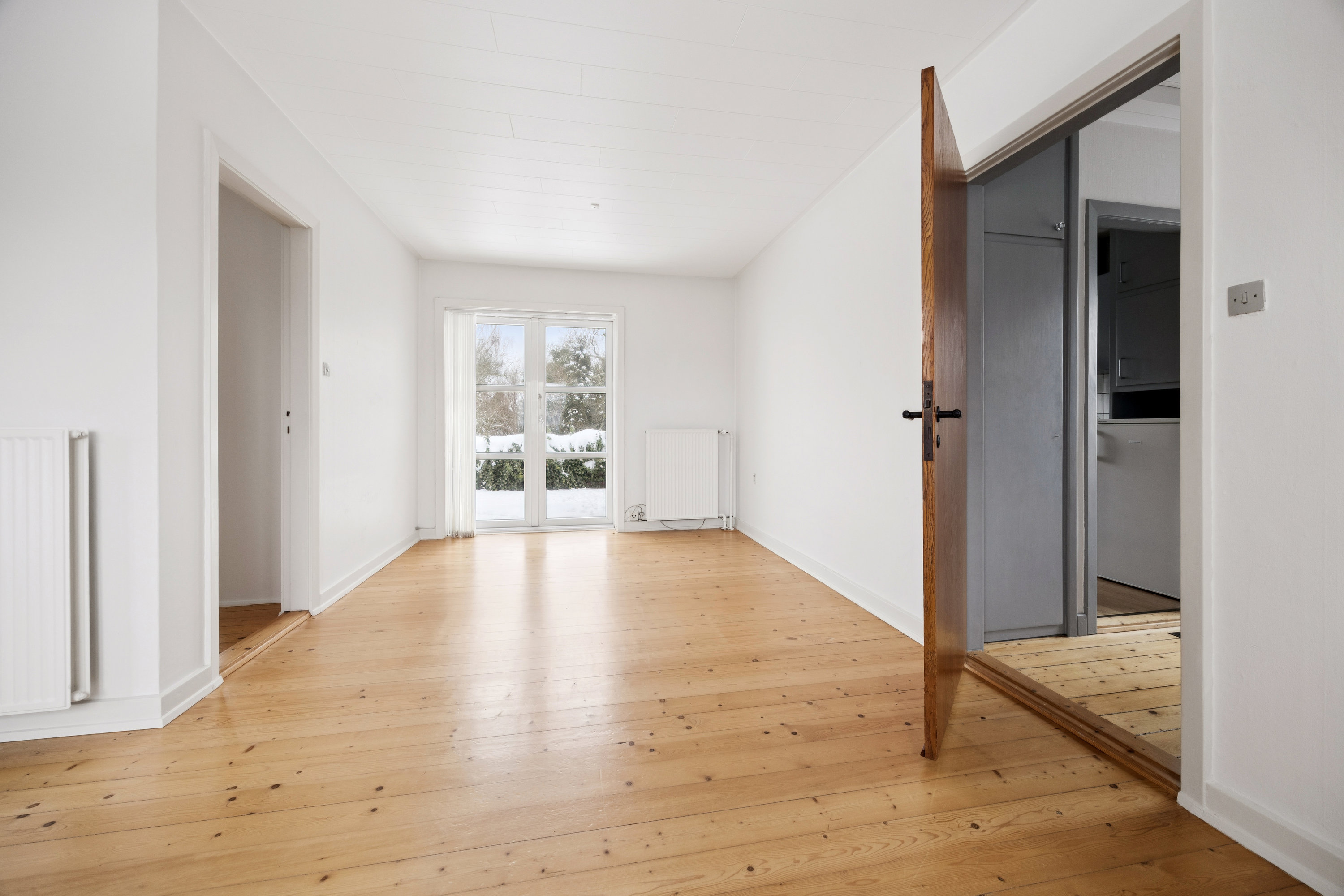 Fremhævet stue billede i fuldskærmstilstand. Billede af Langbrokrovej 4, 9310 Vodskov