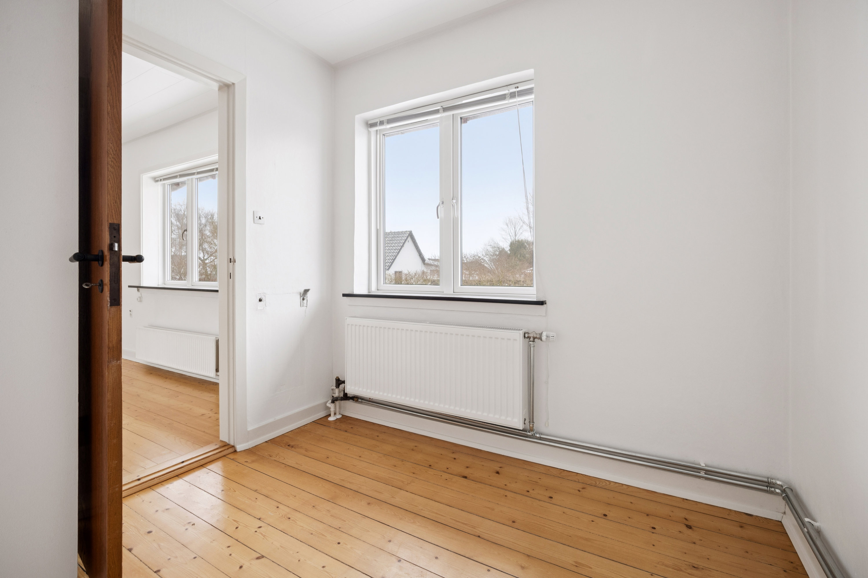 Fremhævet gang billede i fuldskærmstilstand. Billede af Langbrokrovej 4, 9310 Vodskov