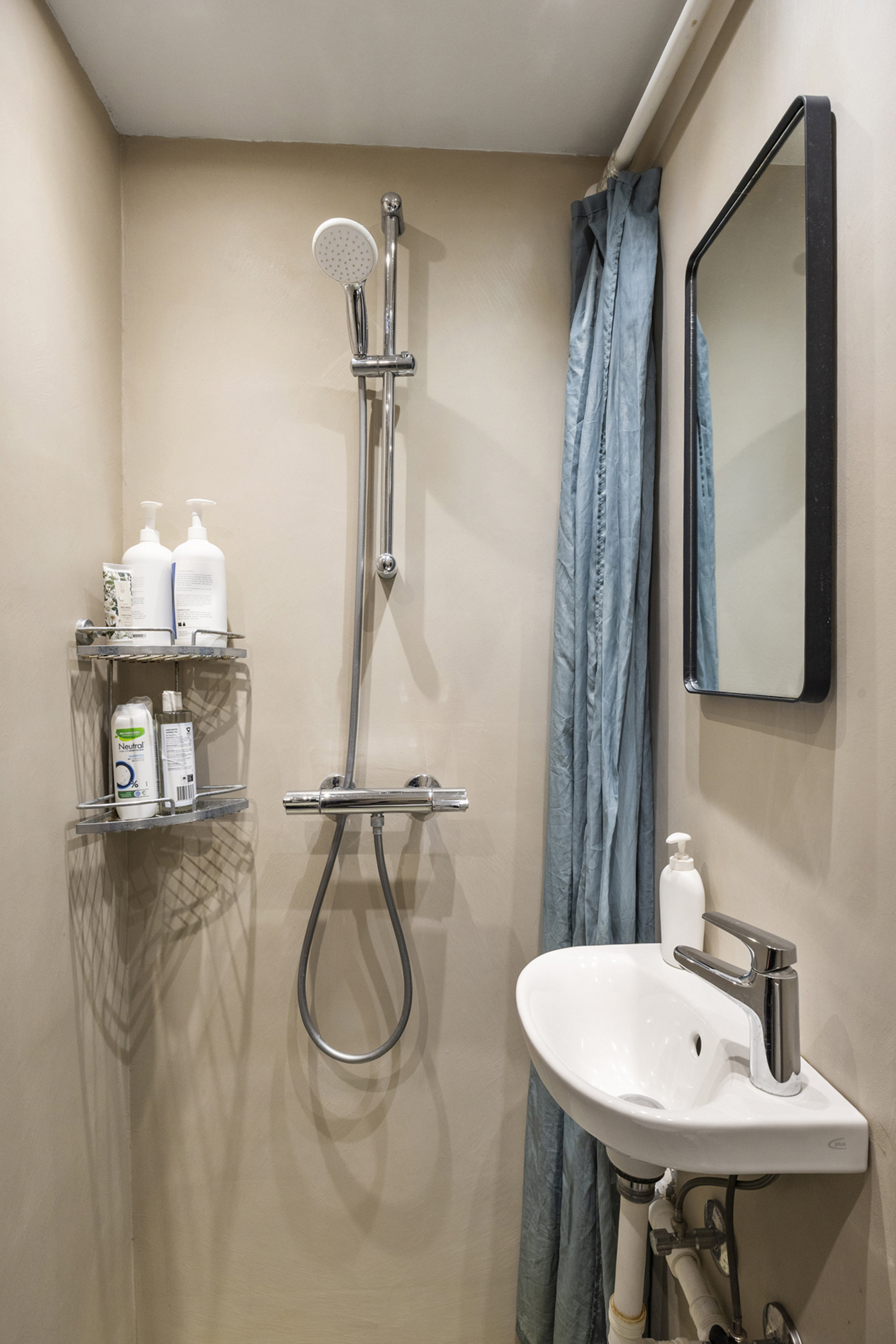 Fremhævet badeværelse billede i fuldskærmstilstand. Billede af Nørrebrogade 205, st.. tv., 2200 København N