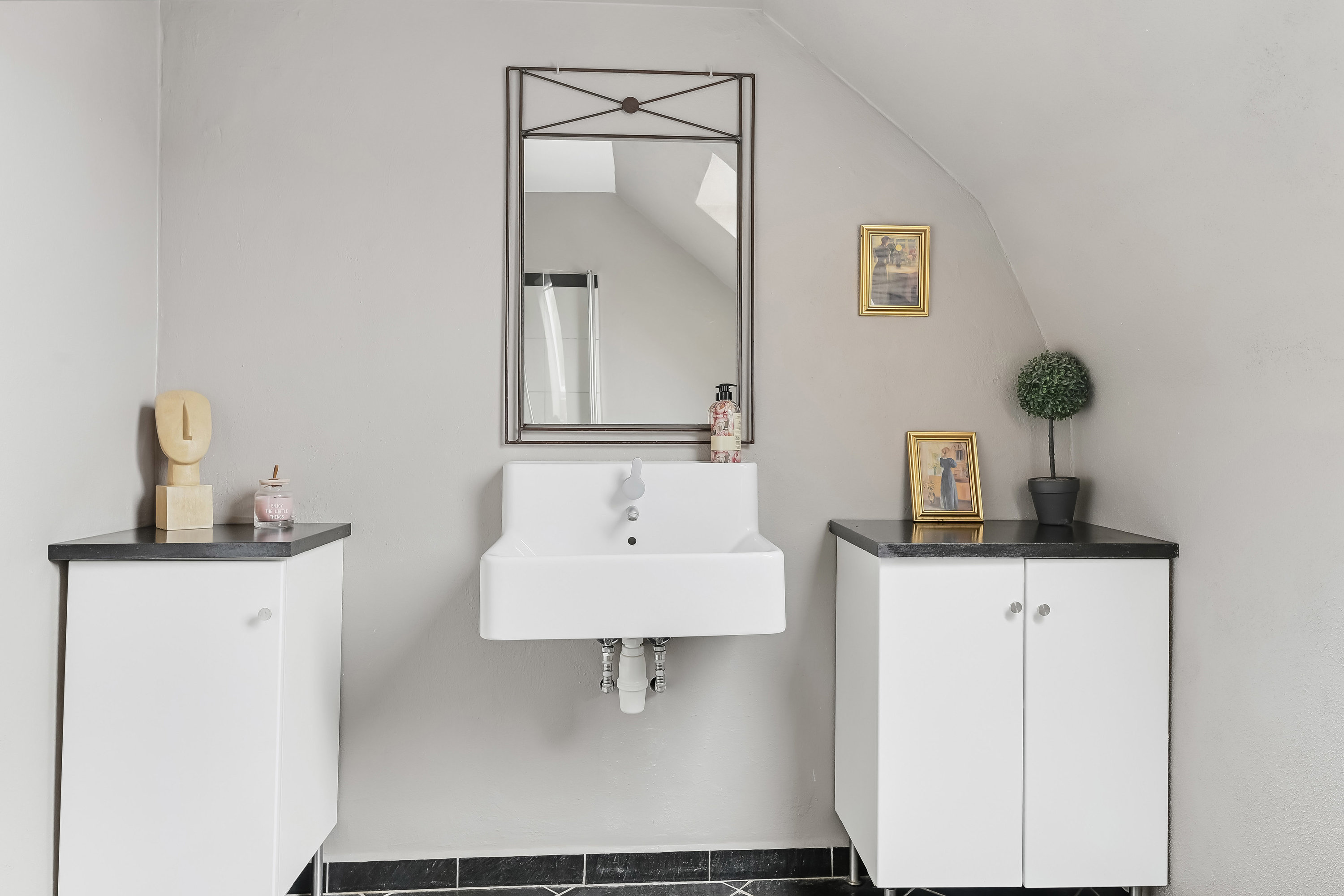 Fremhævet andet billede i fuldskærmstilstand. Billede af Danmarksgade 13, 6700 Esbjerg