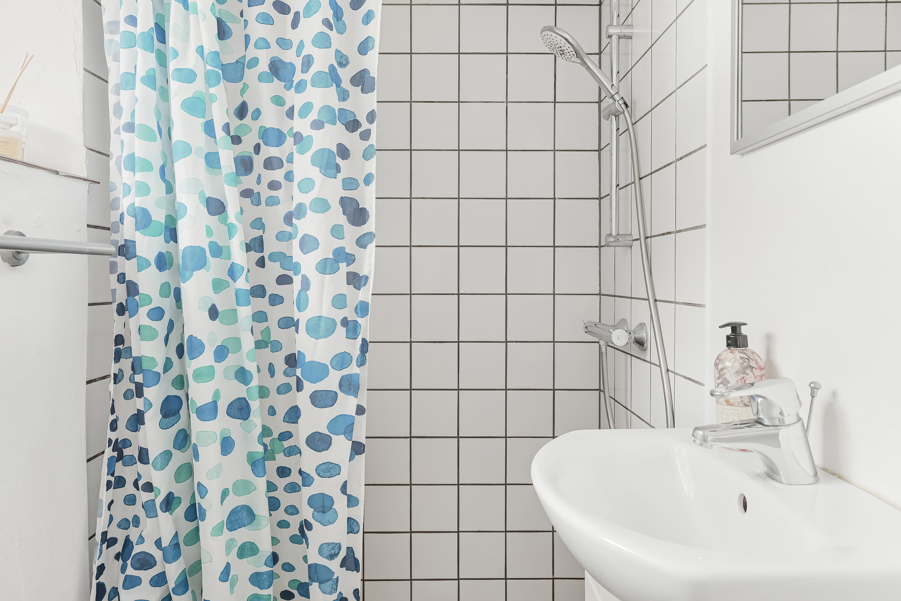 Fremhævet badeværelse billede i fuldskærmstilstand. Billede af Danmarksgade 13, 6700 Esbjerg