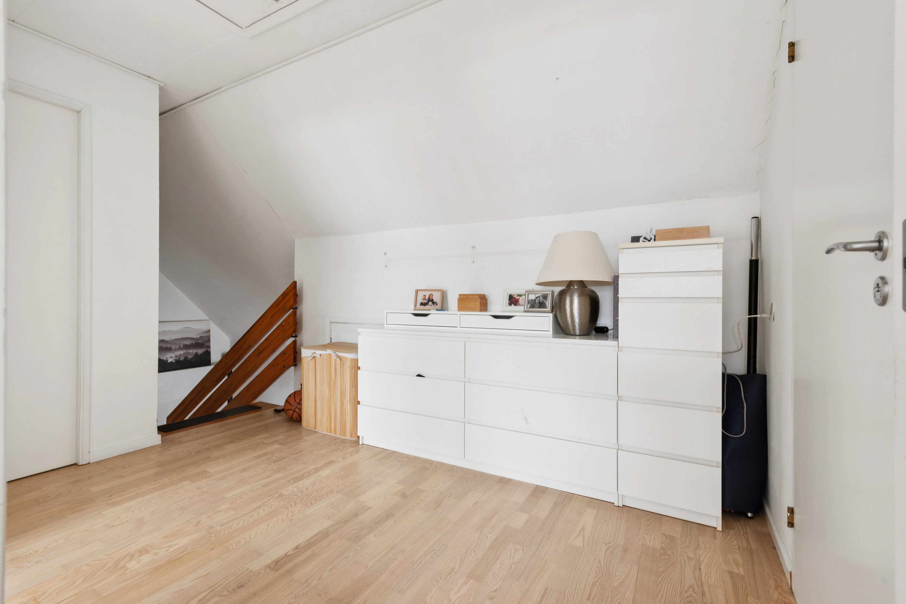 Fremhævet værelse billede i fuldskærmstilstand. Billede af Hyldebærlunden 22, 2670 Greve