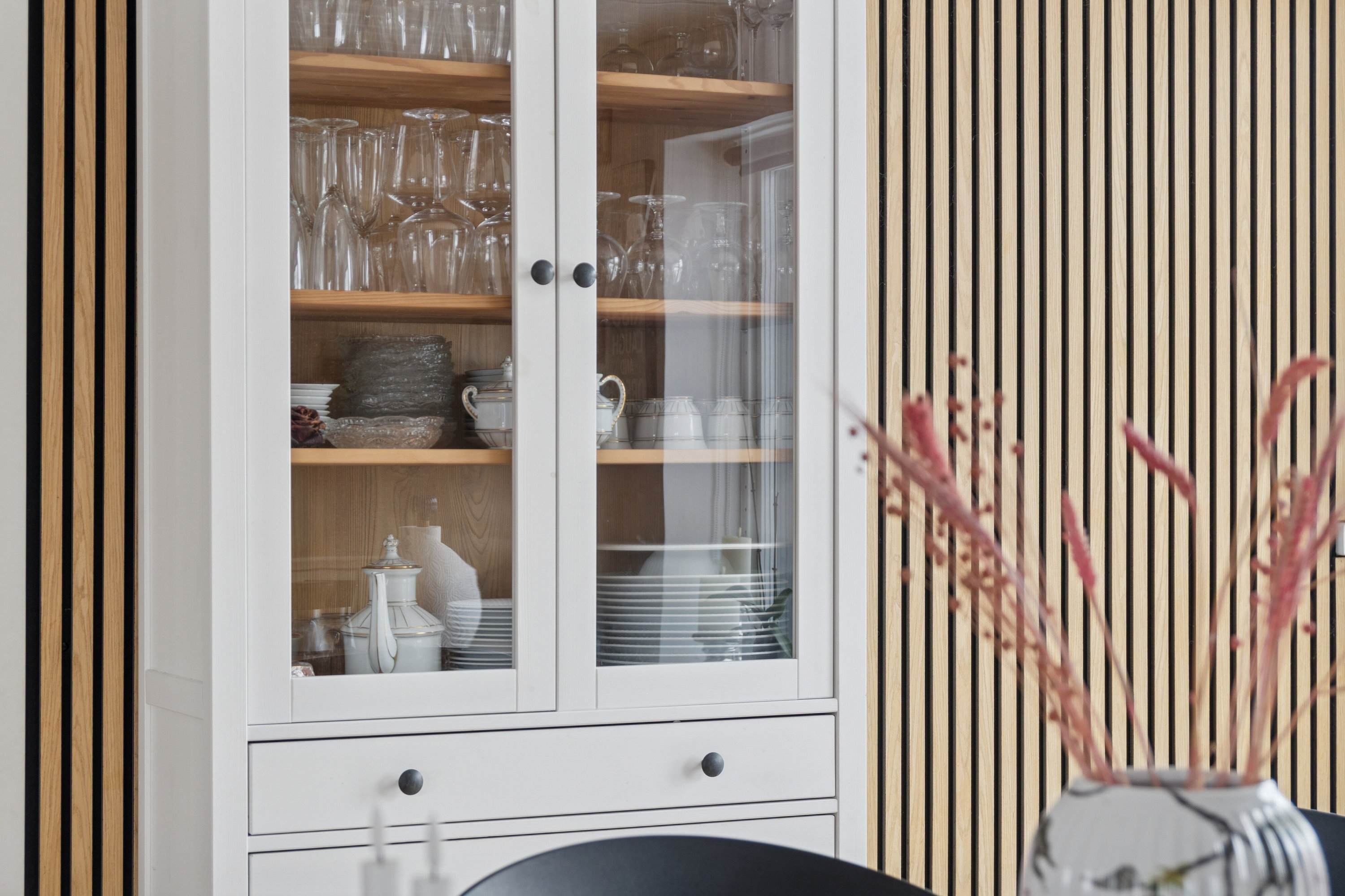 Fremhævet indendørs billede i fuldskærmstilstand. Billede af Snebærvej 2, 4540 Fårevejle