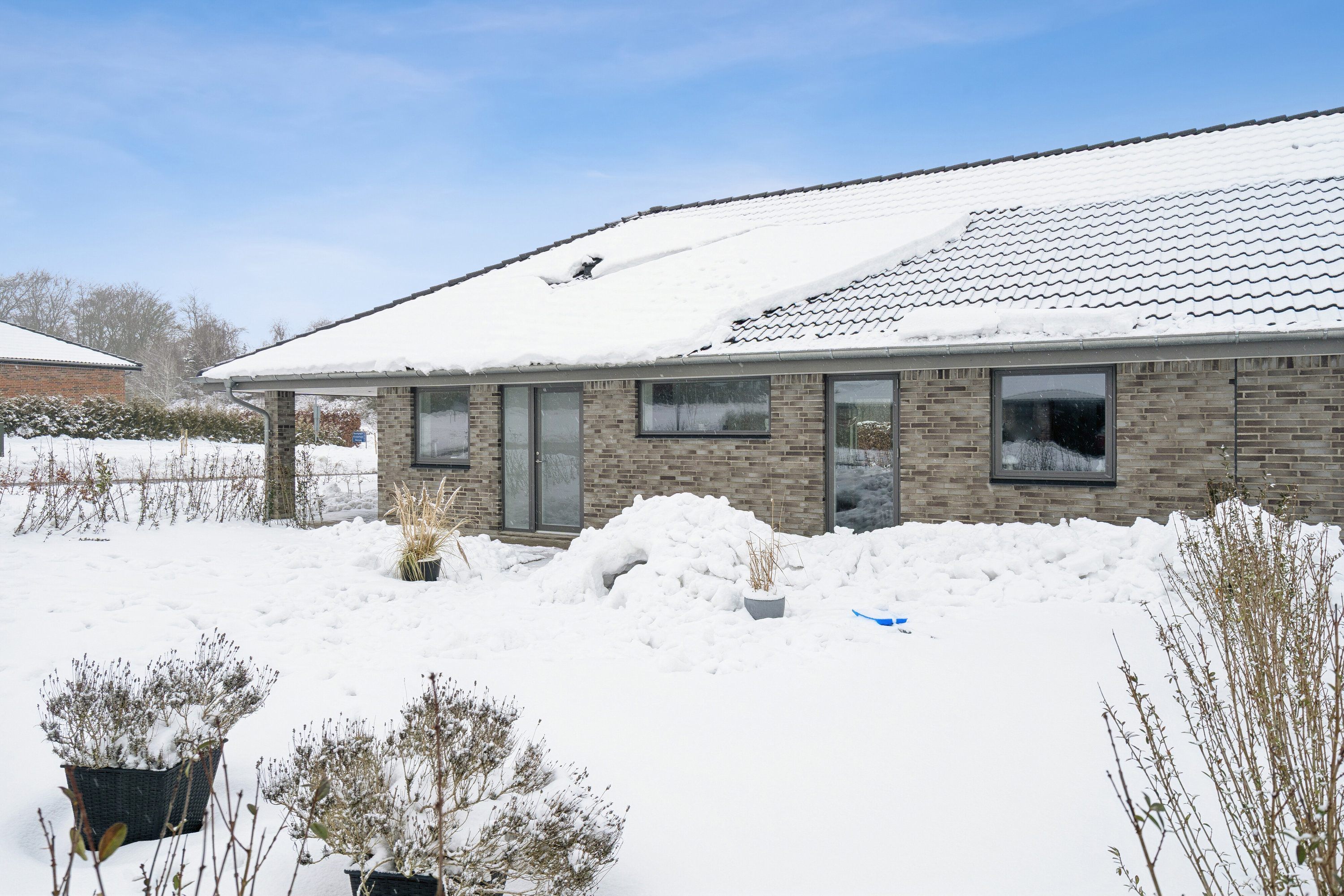 Fremhævet udendørs billede i fuldskærmstilstand. Billede af Cherryvej 1, Dalby, 4690 Haslev