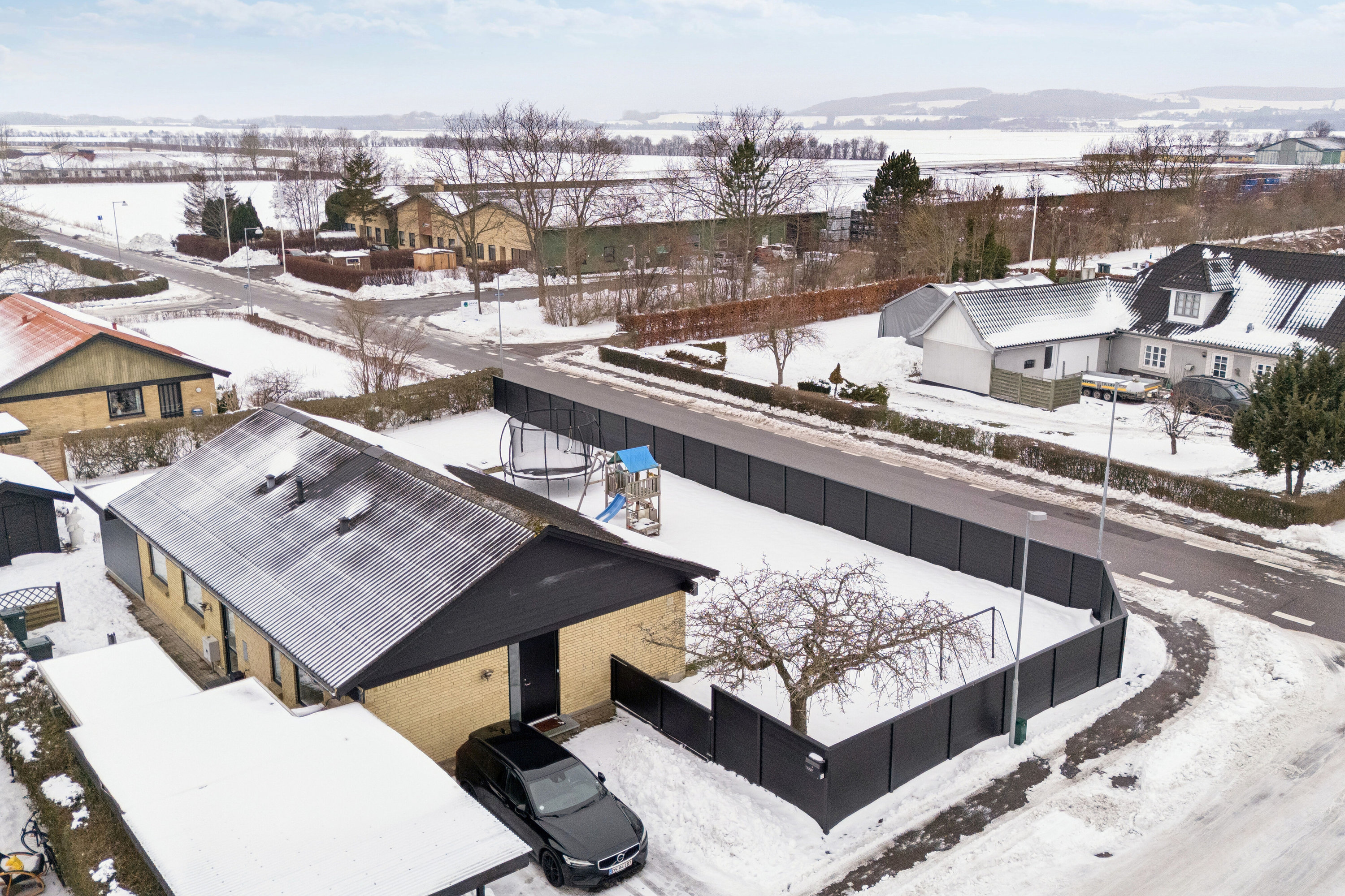 Fremhævet luftfoto billede i fuldskærmstilstand. Billede af Snebærvej 2, 4540 Fårevejle