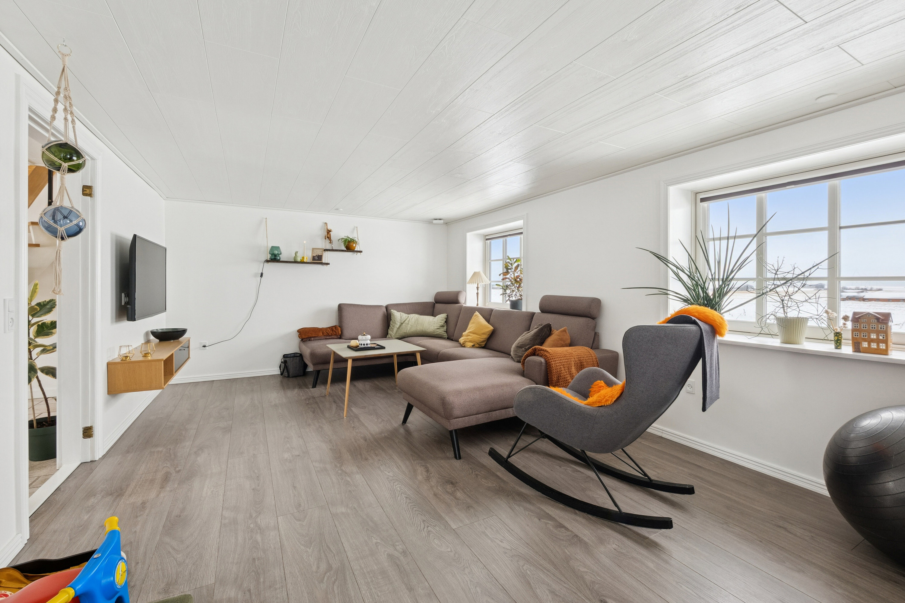 Fremhævet stue billede i fuldskærmstilstand. Billede af Buskkærvej 5, Tved, 7700 Thisted