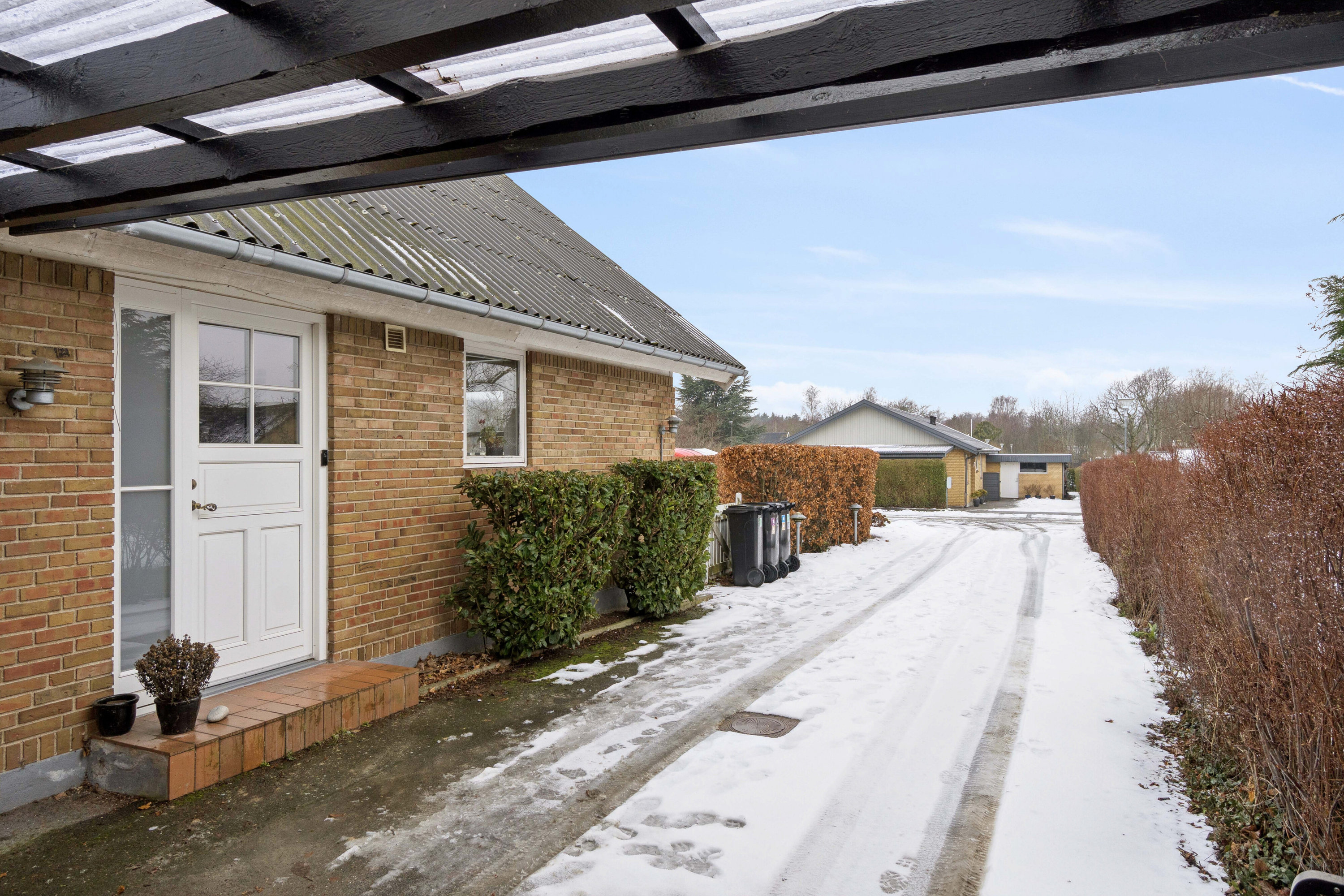 Fremhævet udendørs billede i fuldskærmstilstand. Billede af Gammeltoft 11, 3790 Hasle