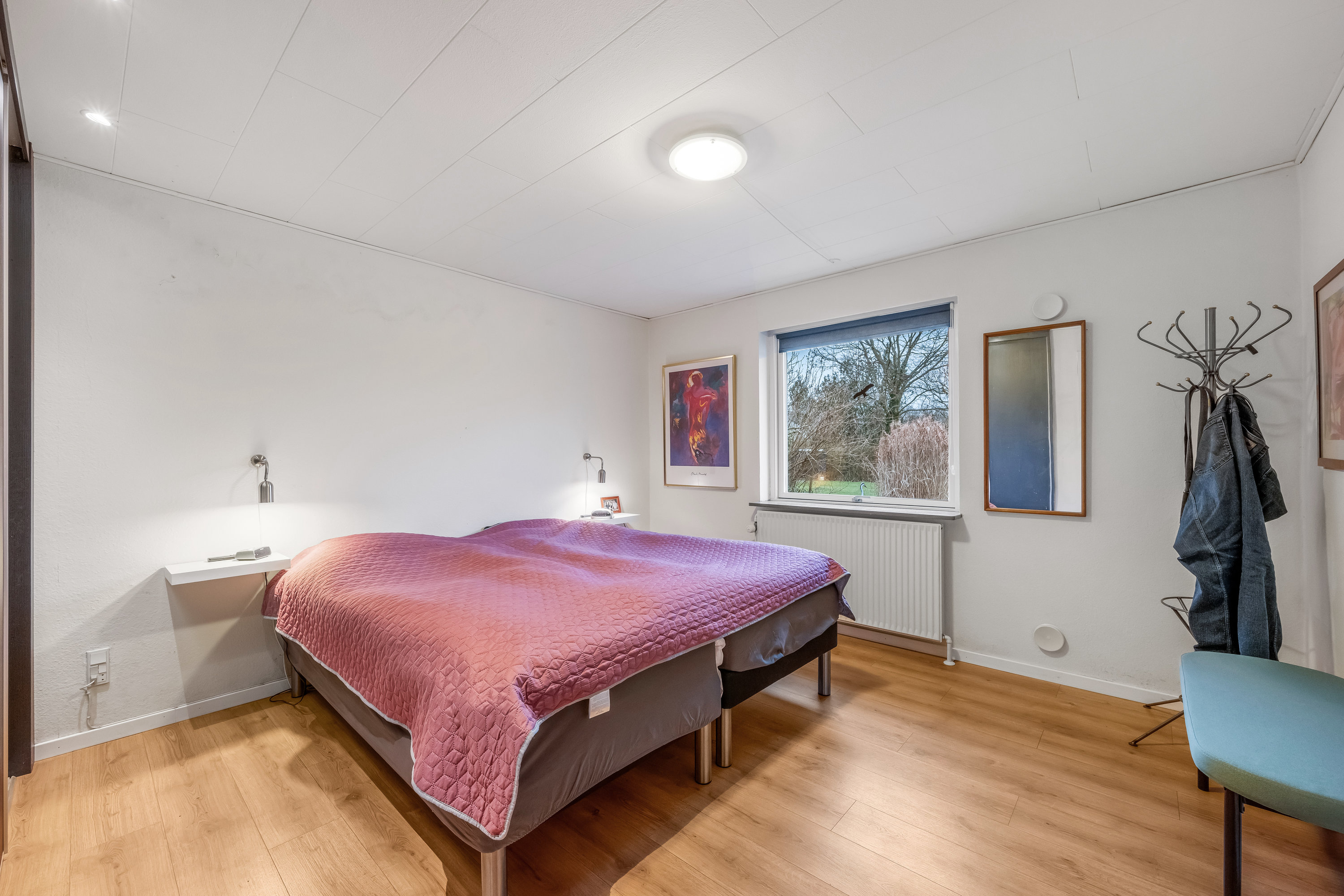 Fremhævet soveværelse billede i fuldskærmstilstand. Billede af Enebærvej 4, Rindum, 6950 Ringkøbing