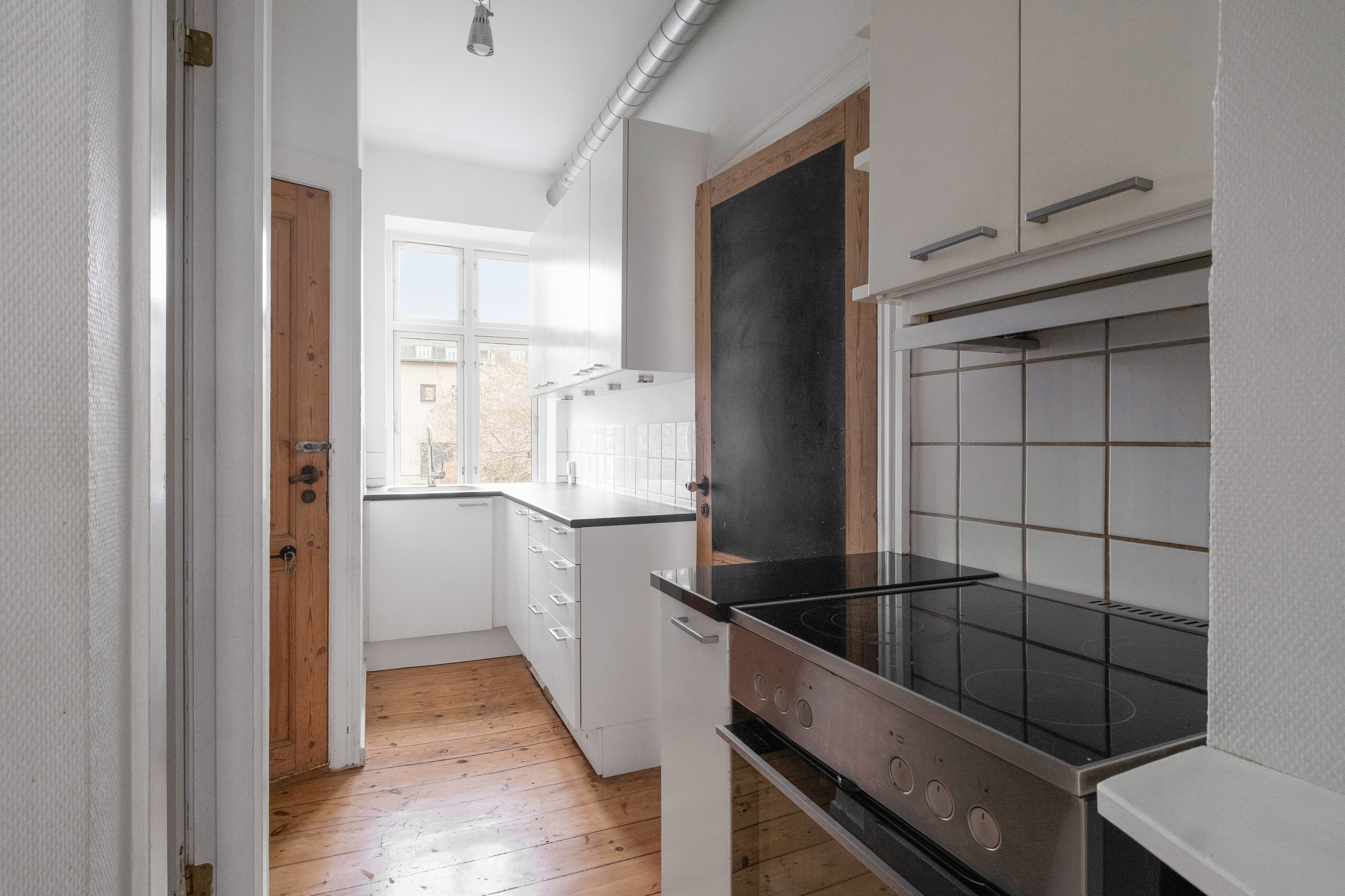 Fremhævet køkken billede i fuldskærmstilstand. Billede af Vester Allé 23, 1., 8000 Aarhus C