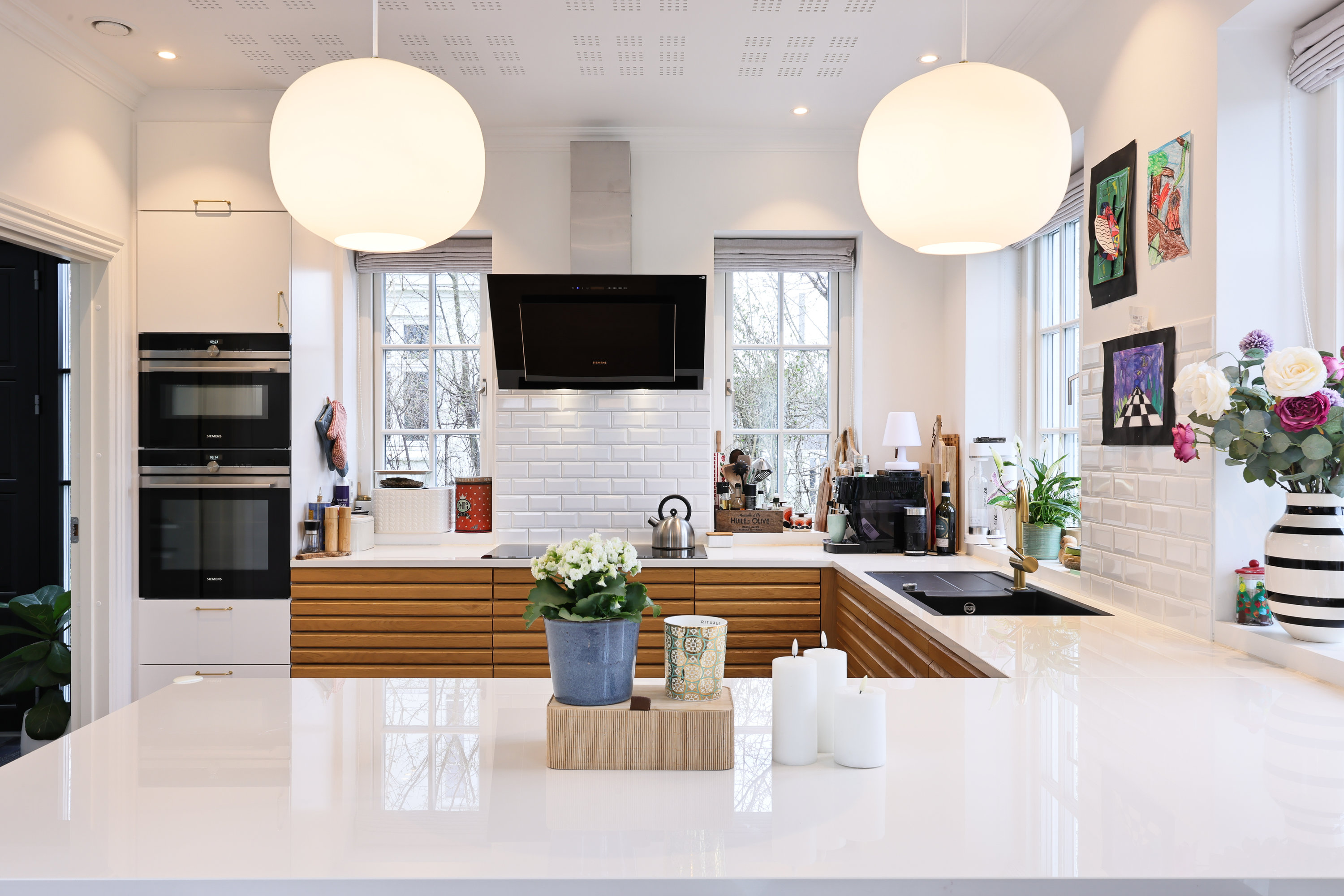 Fremhævet køkken billede i fuldskærmstilstand. Billede af Strøbyvej 28, 2650 Hvidovre