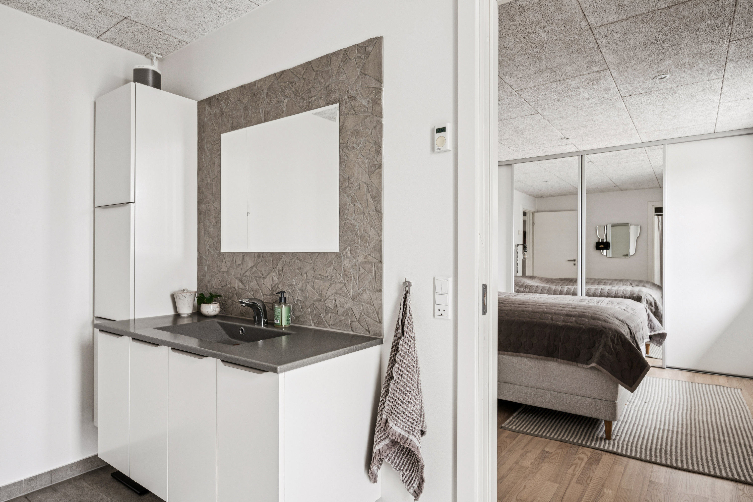 Fremhævet badeværelse billede i fuldskærmstilstand. Billede af Linde Alle 42, 8963 Auning