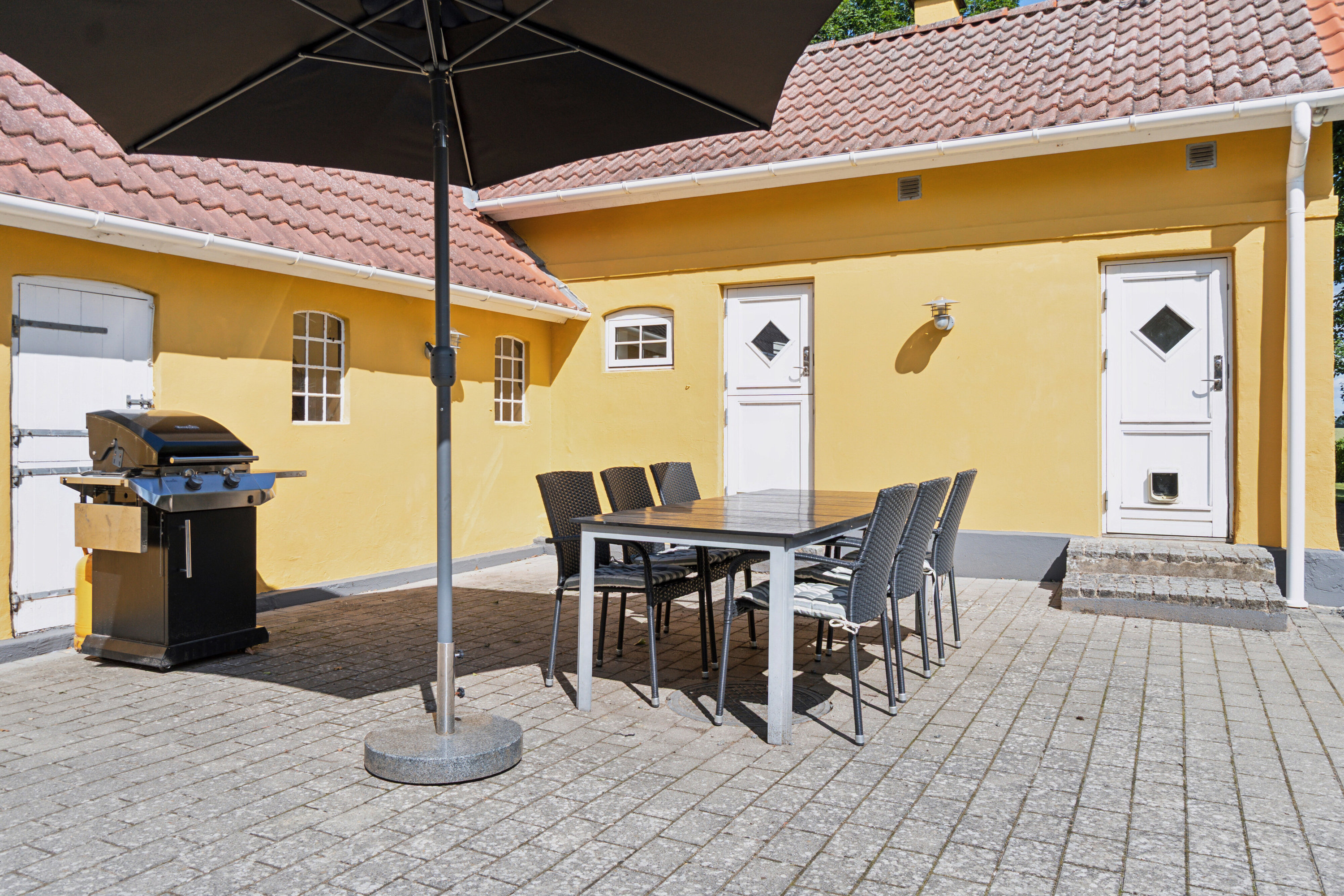 Fremhævet overdækket terrasse billede i fuldskærmstilstand. Billede af Næsbyskovvej 15, Næsbyskov, 4200 Slagelse