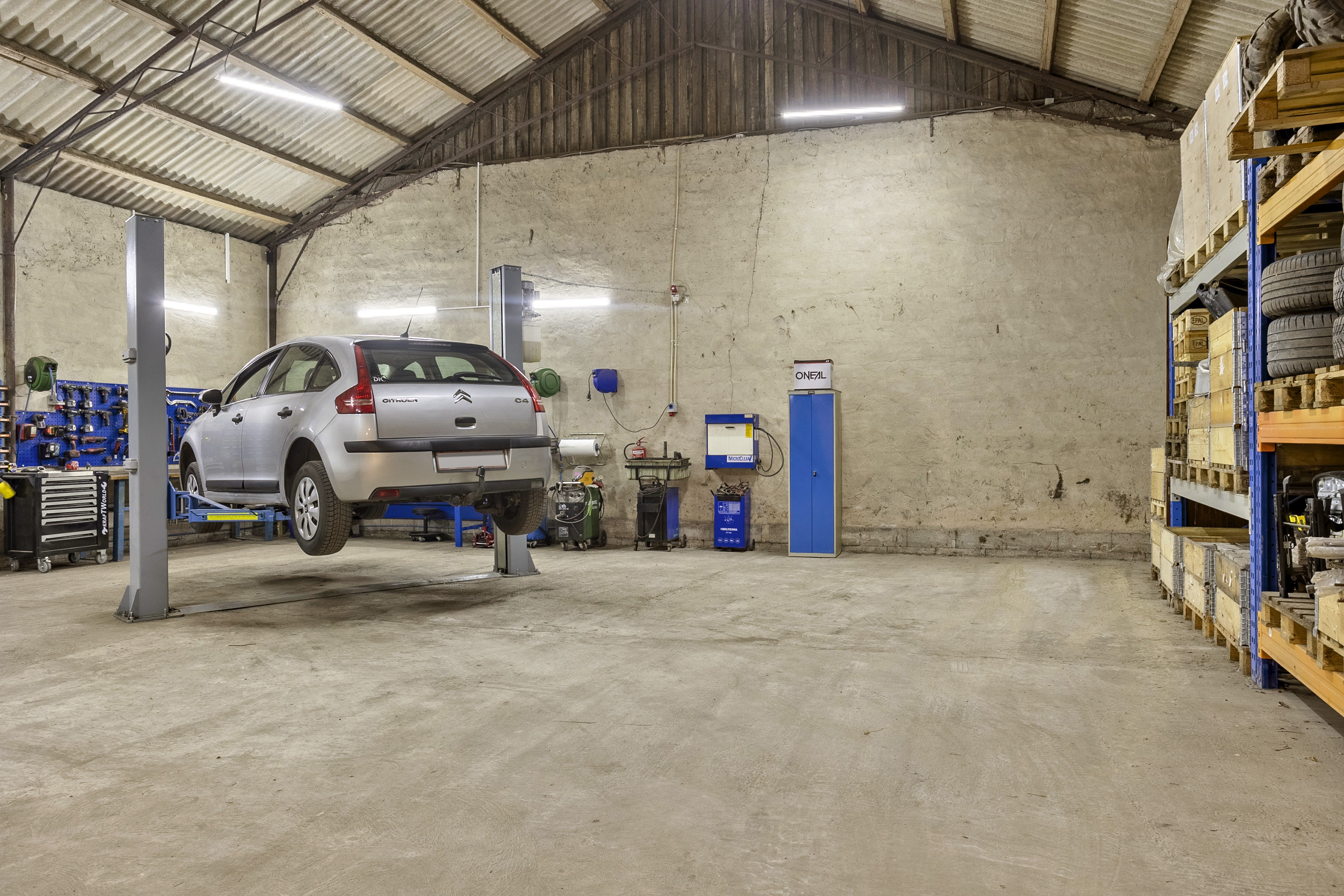 Fremhævet værksted billede i fuldskærmstilstand. Billede af Lunderskovvej 25, 6622 Bække