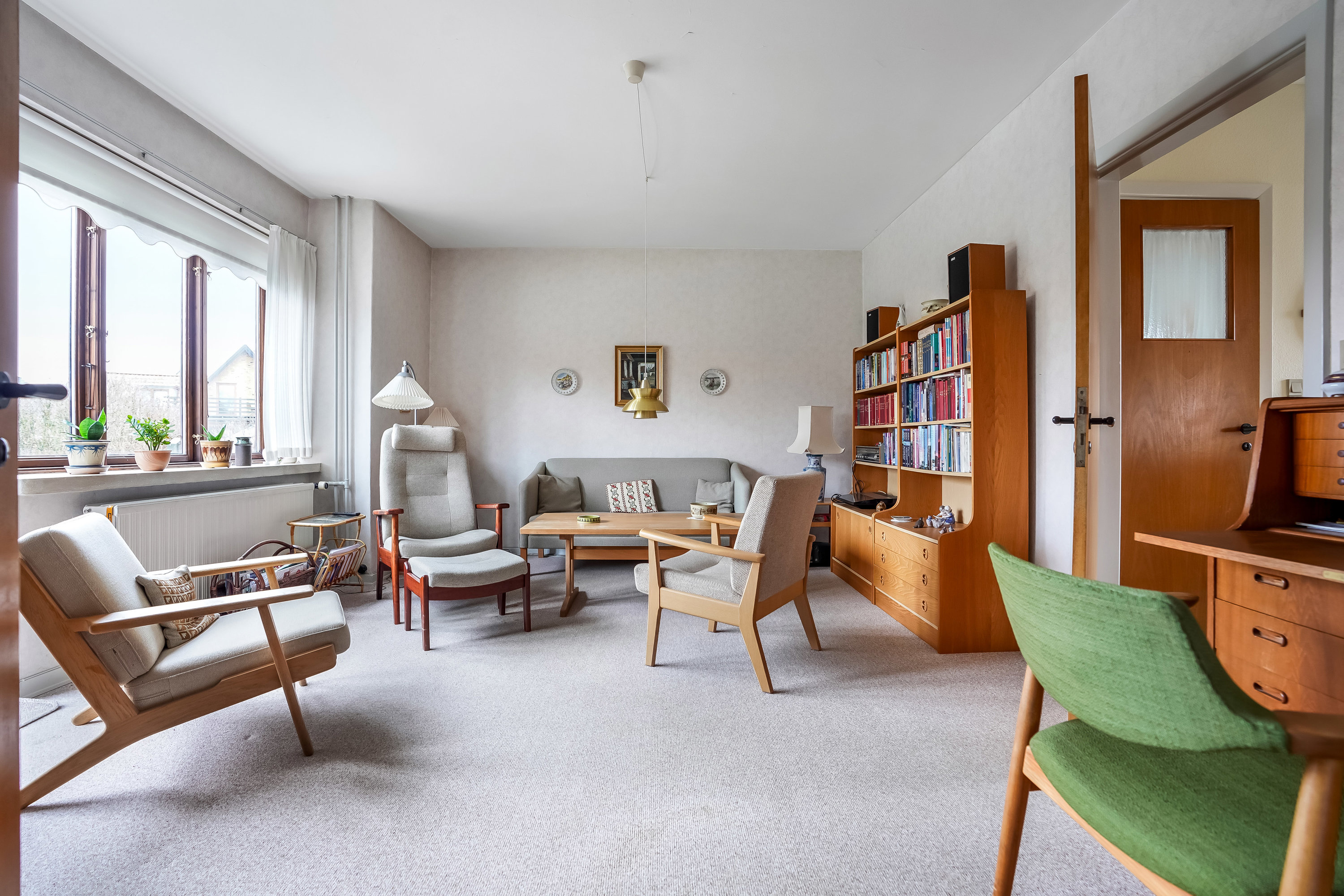 Fremhævet stue billede i fuldskærmstilstand. Billede af Ravnebjergvænget 7, 5230 Odense M