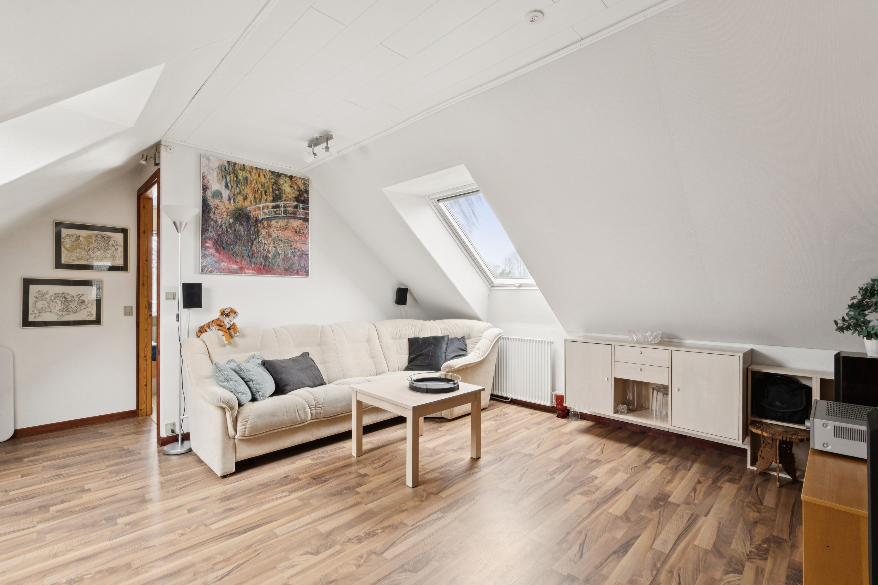 Fremhævet stue billede i fuldskærmstilstand. Billede af Trenevej 4, Dybbøl, 6400 Sønderborg