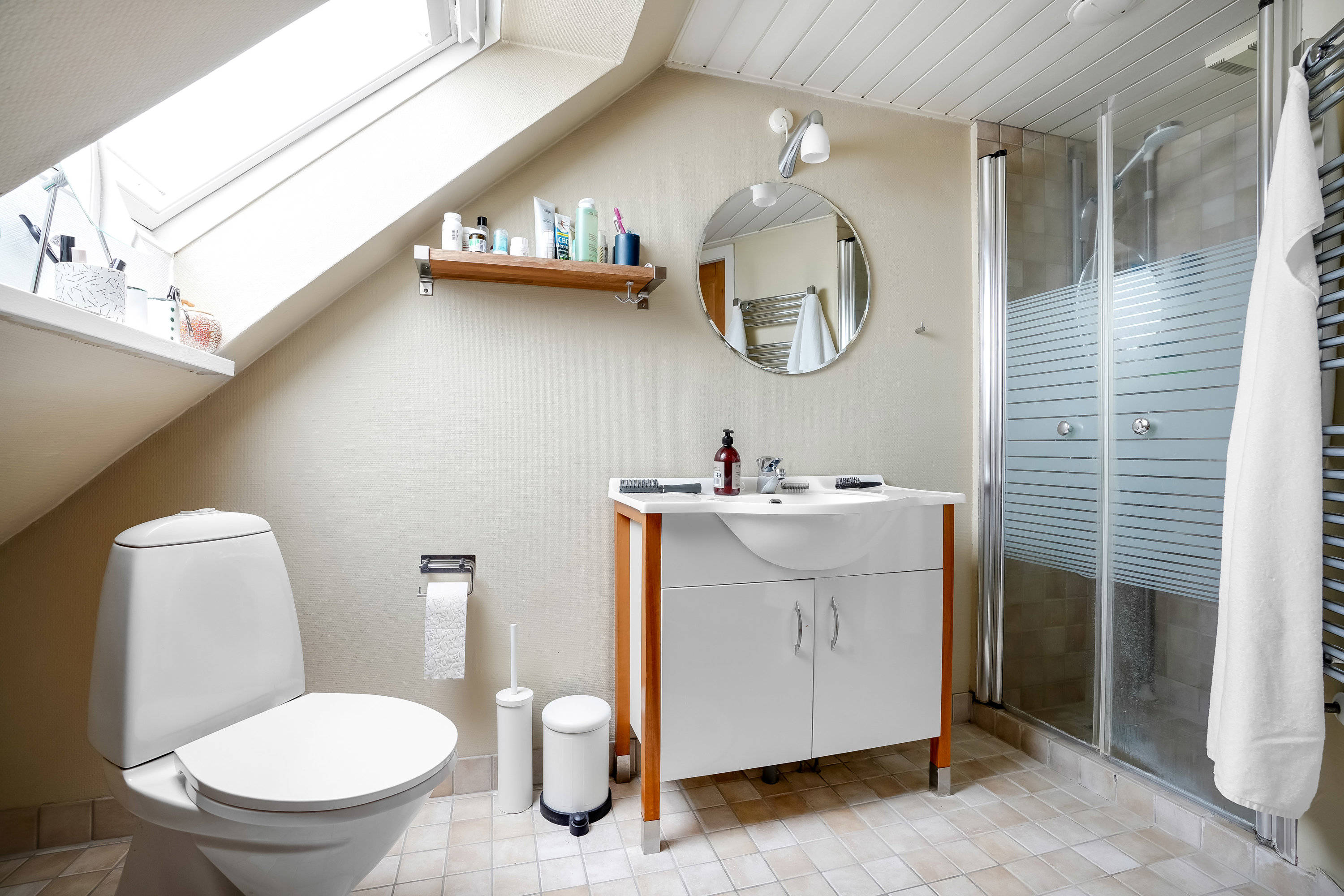 Fremhævet badeværelse billede i fuldskærmstilstand. Billede af Hessgade 34, 5500 Middelfart