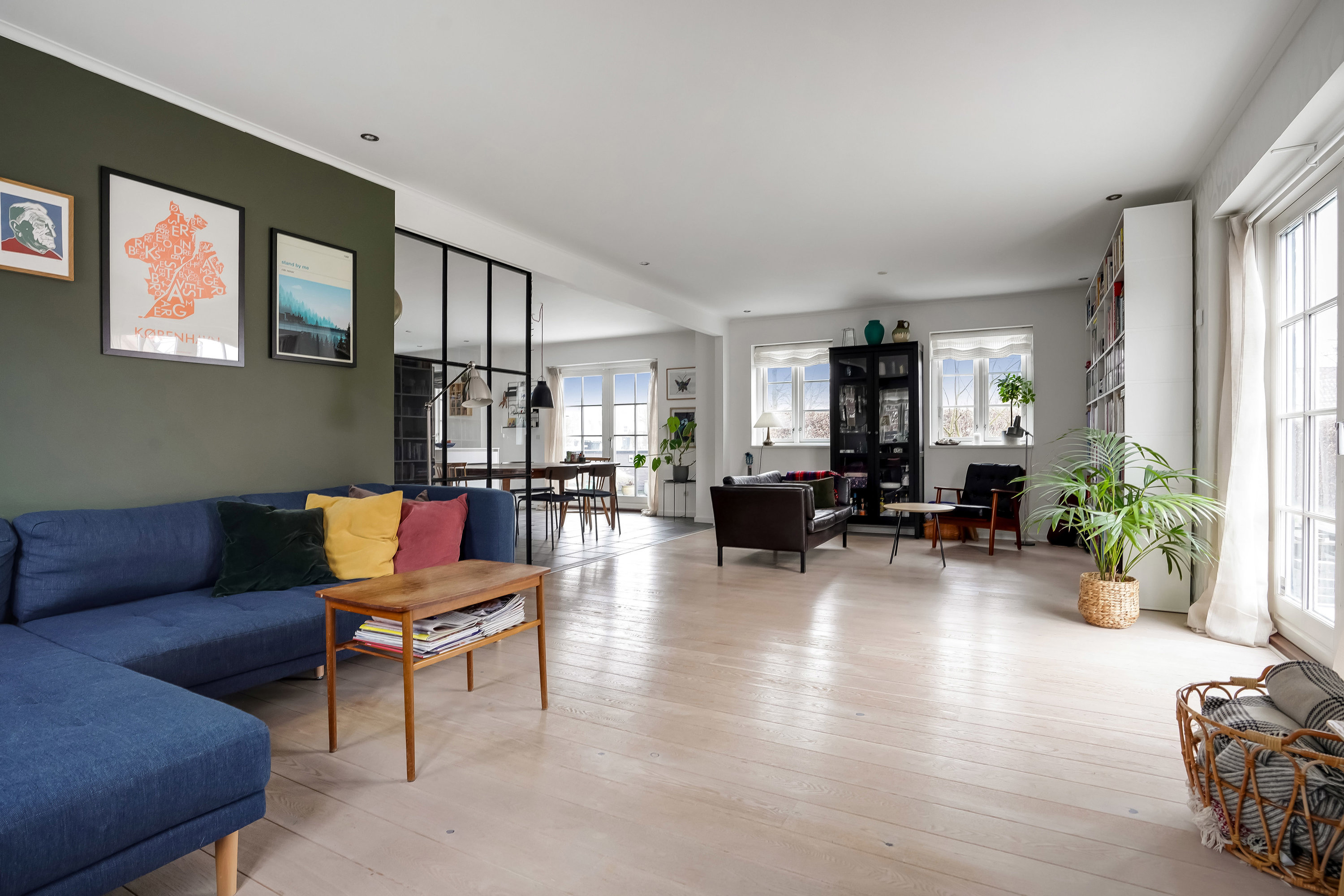 Fremhævet stue billede i fuldskærmstilstand. Billede af Ærøvænget 24, 5500 Middelfart