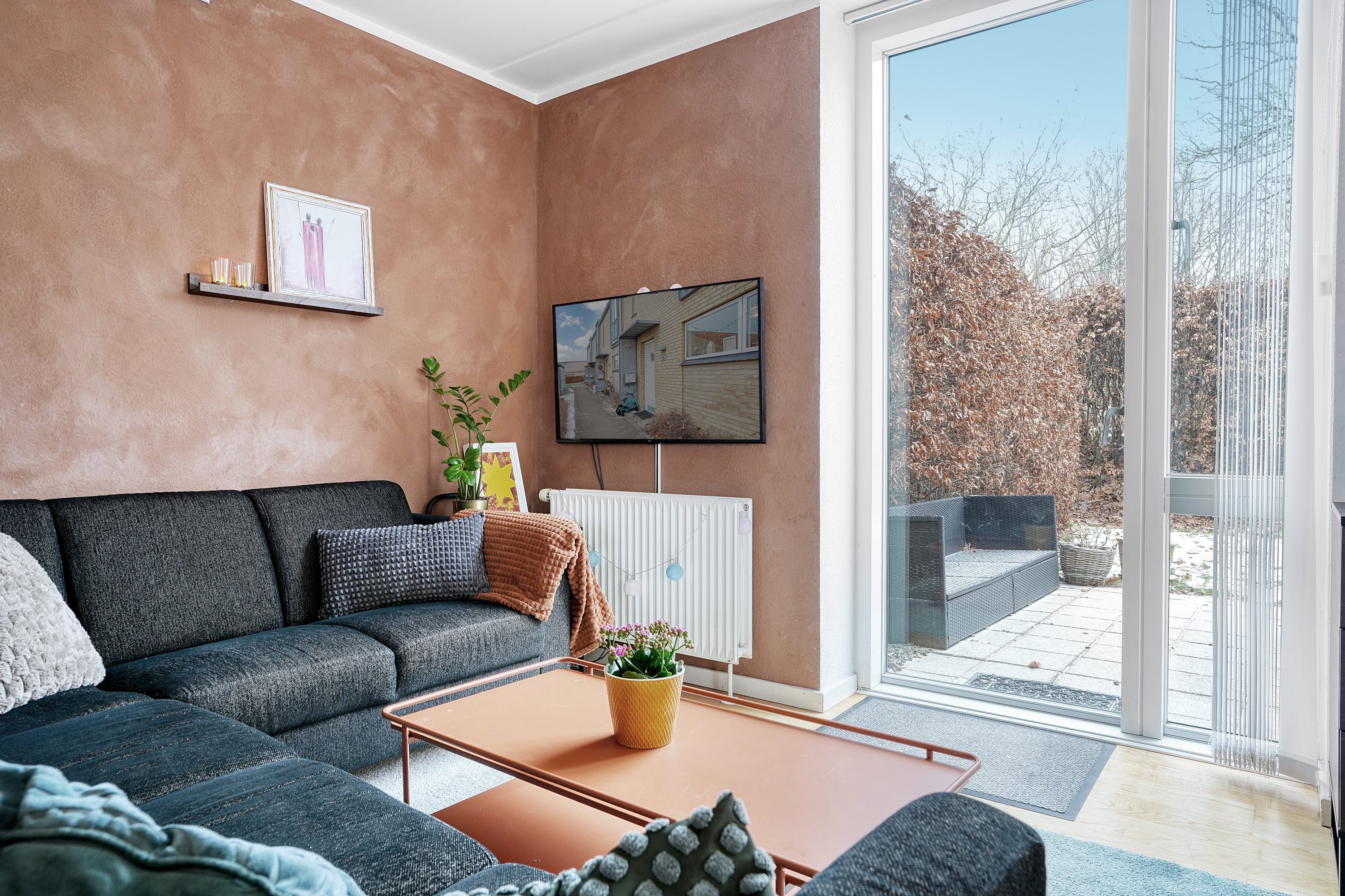 Fremhævet stue billede i fuldskærmstilstand. Billede af P.C Müllers Have 2, 4300 Holbæk