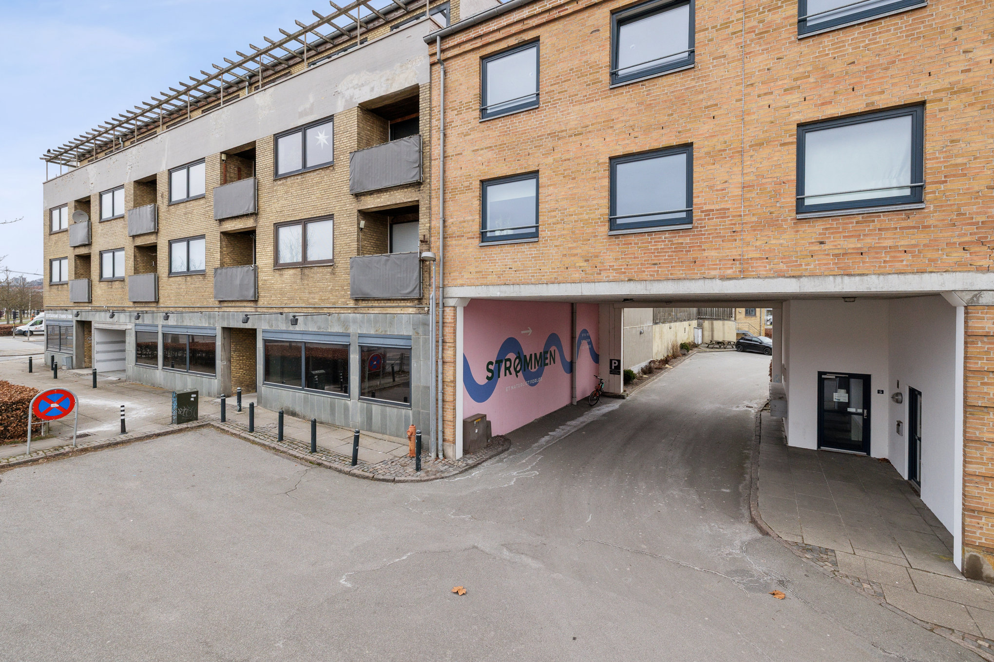 Fremhævet andet billede i fuldskærmstilstand. Billede af Strømmen 3B, 3. th., 8960 Randers SØ