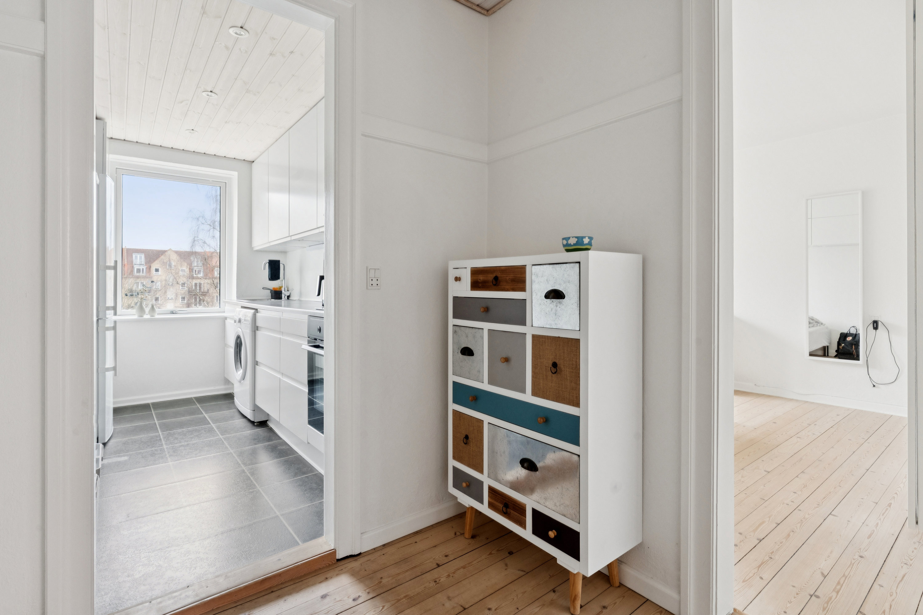 Fremhævet gang billede i fuldskærmstilstand. Billede af Willemoesgade 8, 2. th., 9000 Aalborg