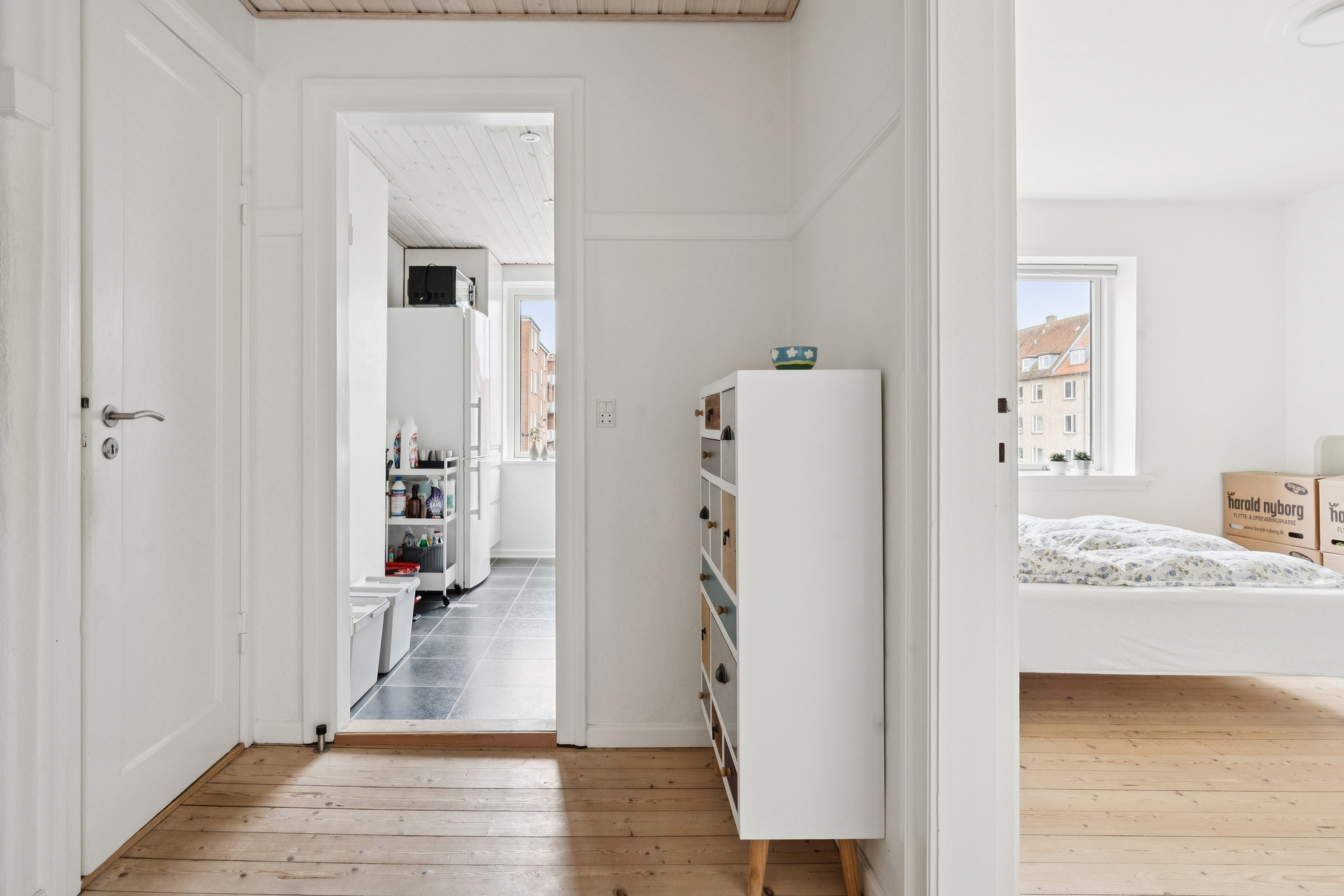 Fremhævet gang billede i fuldskærmstilstand. Billede af Willemoesgade 8, 2. th., 9000 Aalborg