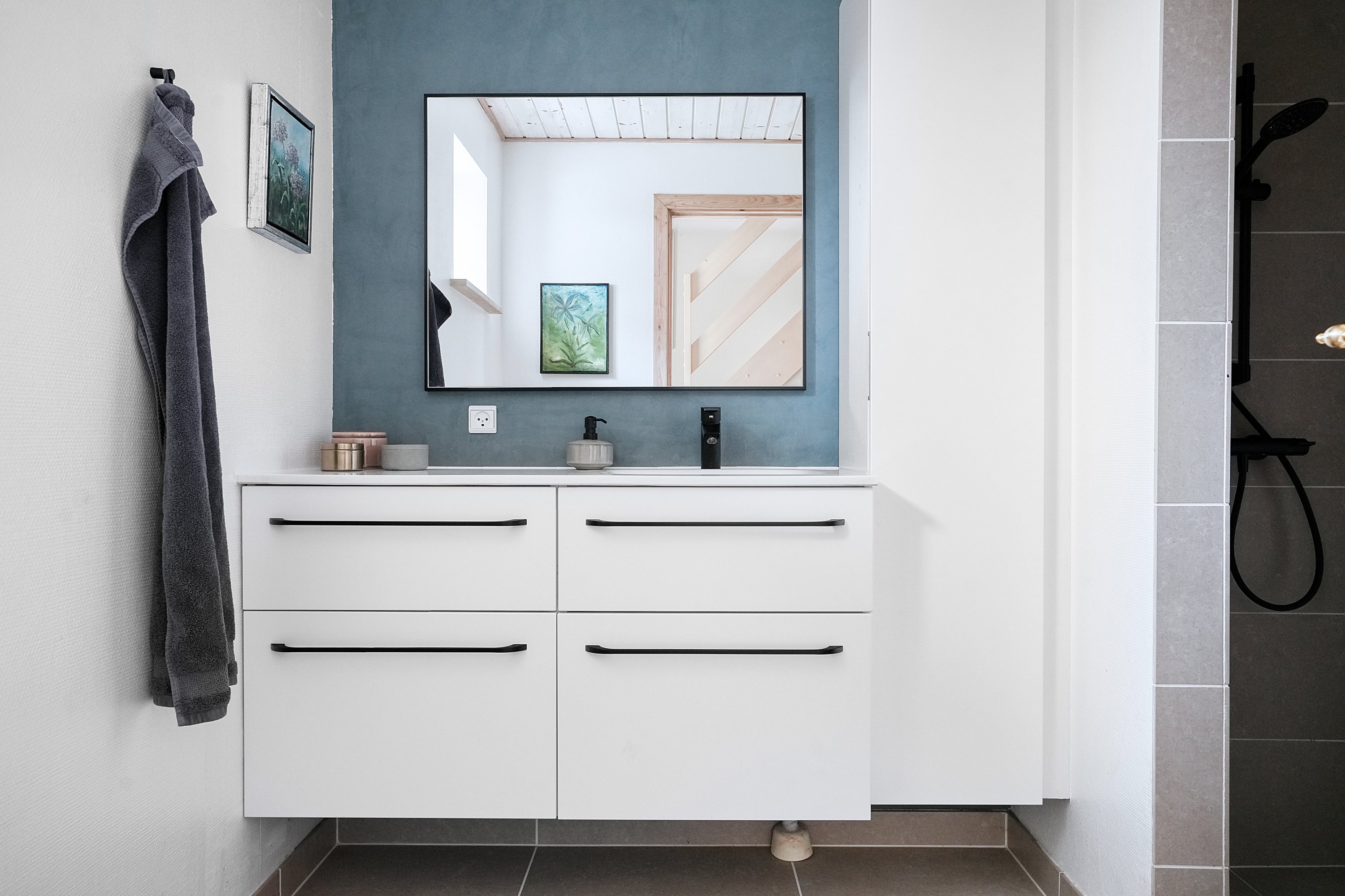 Fremhævet badeværelse billede i fuldskærmstilstand. Billede af Hedelyngen 3, 4573 Højby