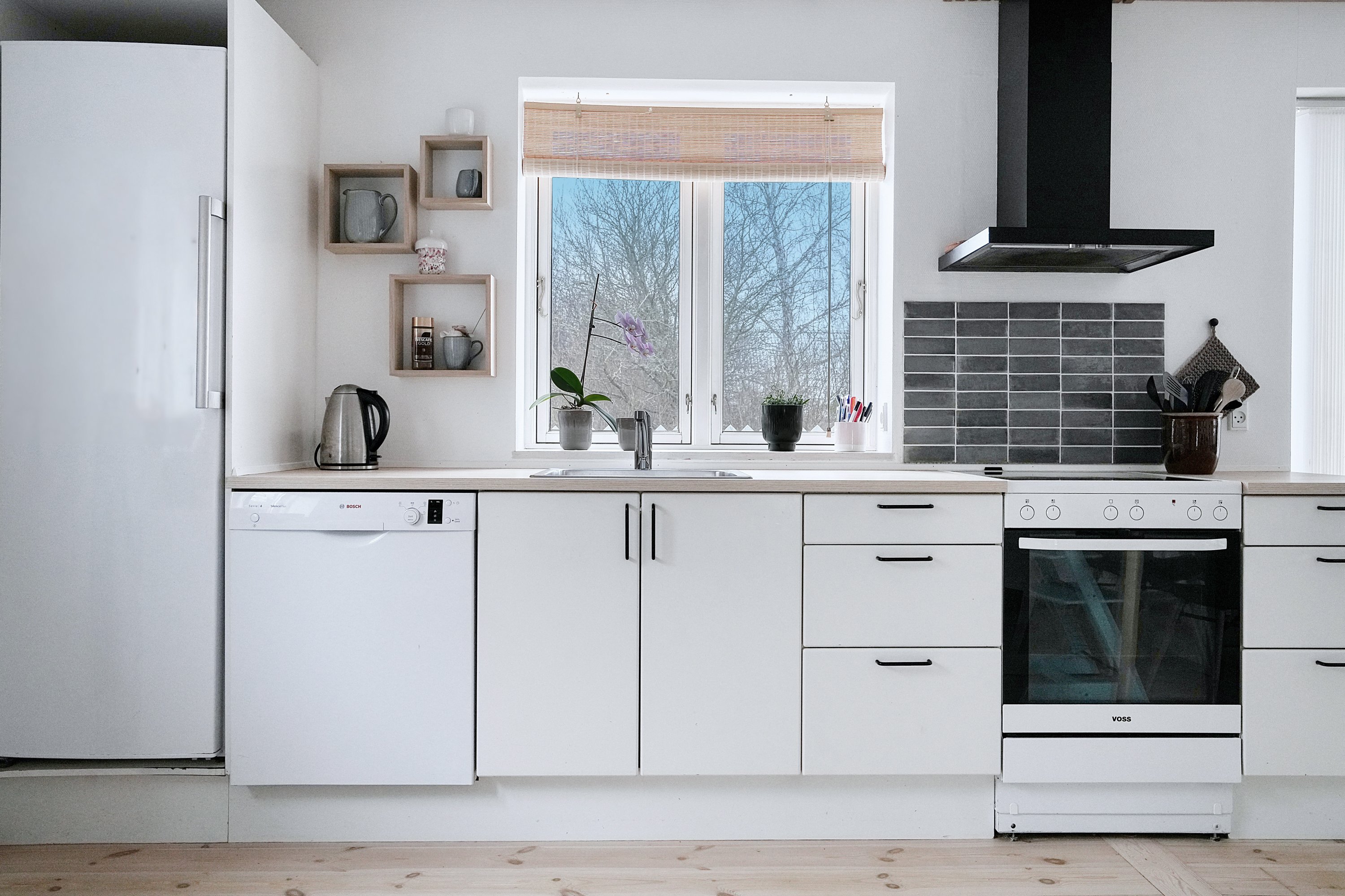 Fremhævet køkken billede i fuldskærmstilstand. Billede af Hedelyngen 3, 4573 Højby