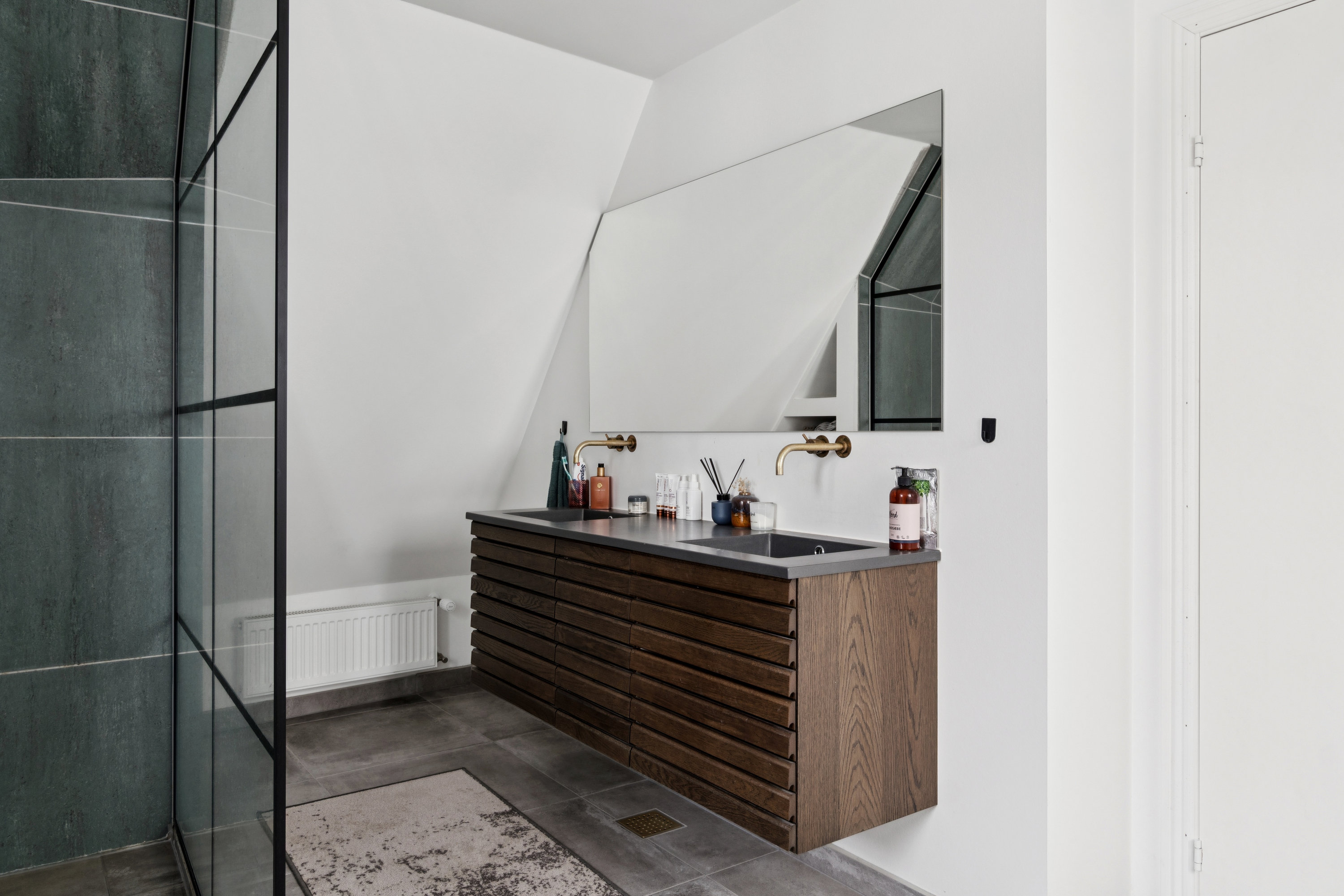 Fremhævet badeværelse billede i fuldskærmstilstand. Billede af Perlegade 73B, 1., 6400 Sønderborg