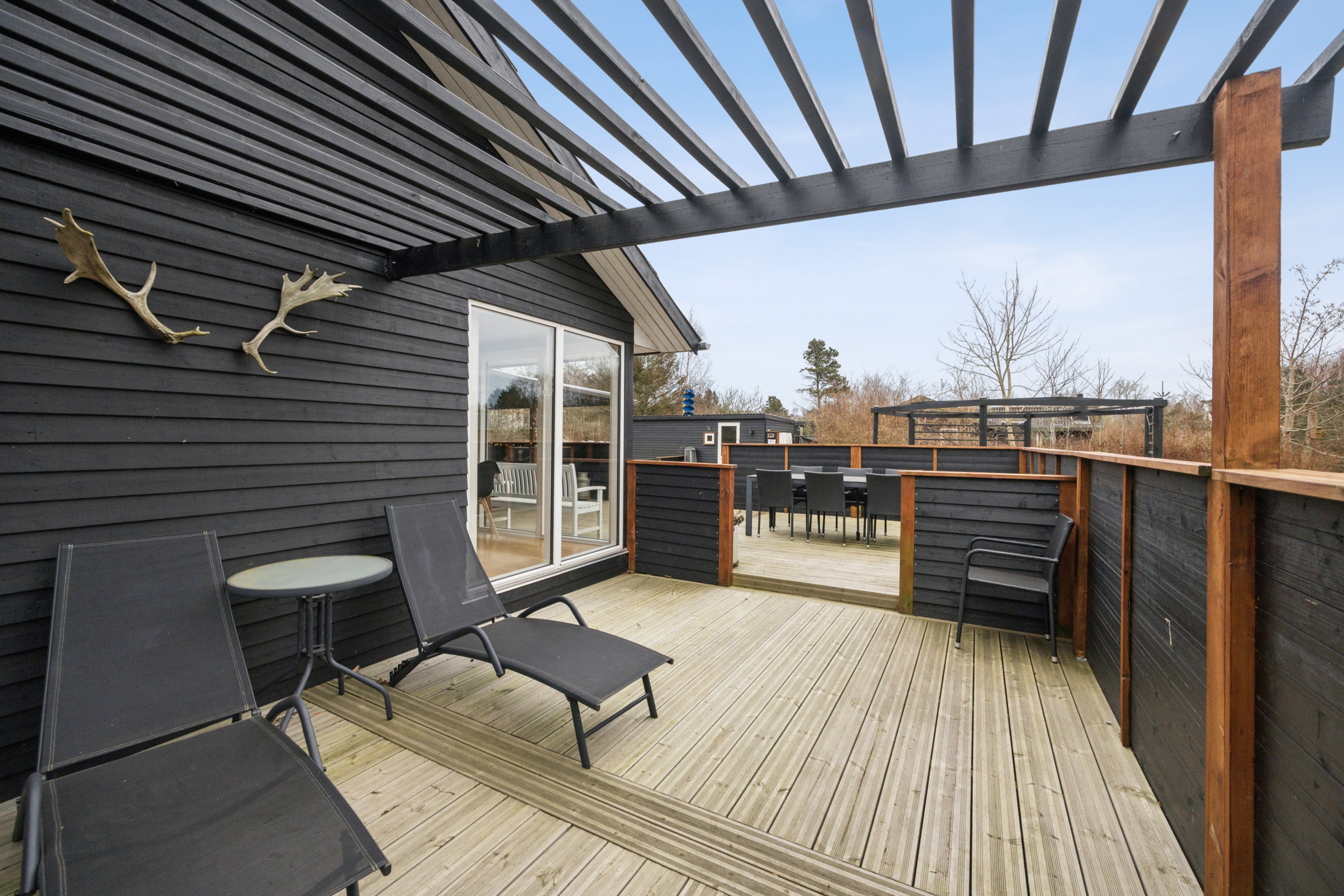 Fremhævet terrasse billede i fuldskærmstilstand. Billede af Slyngelen 11, Hou, 9370 Hals