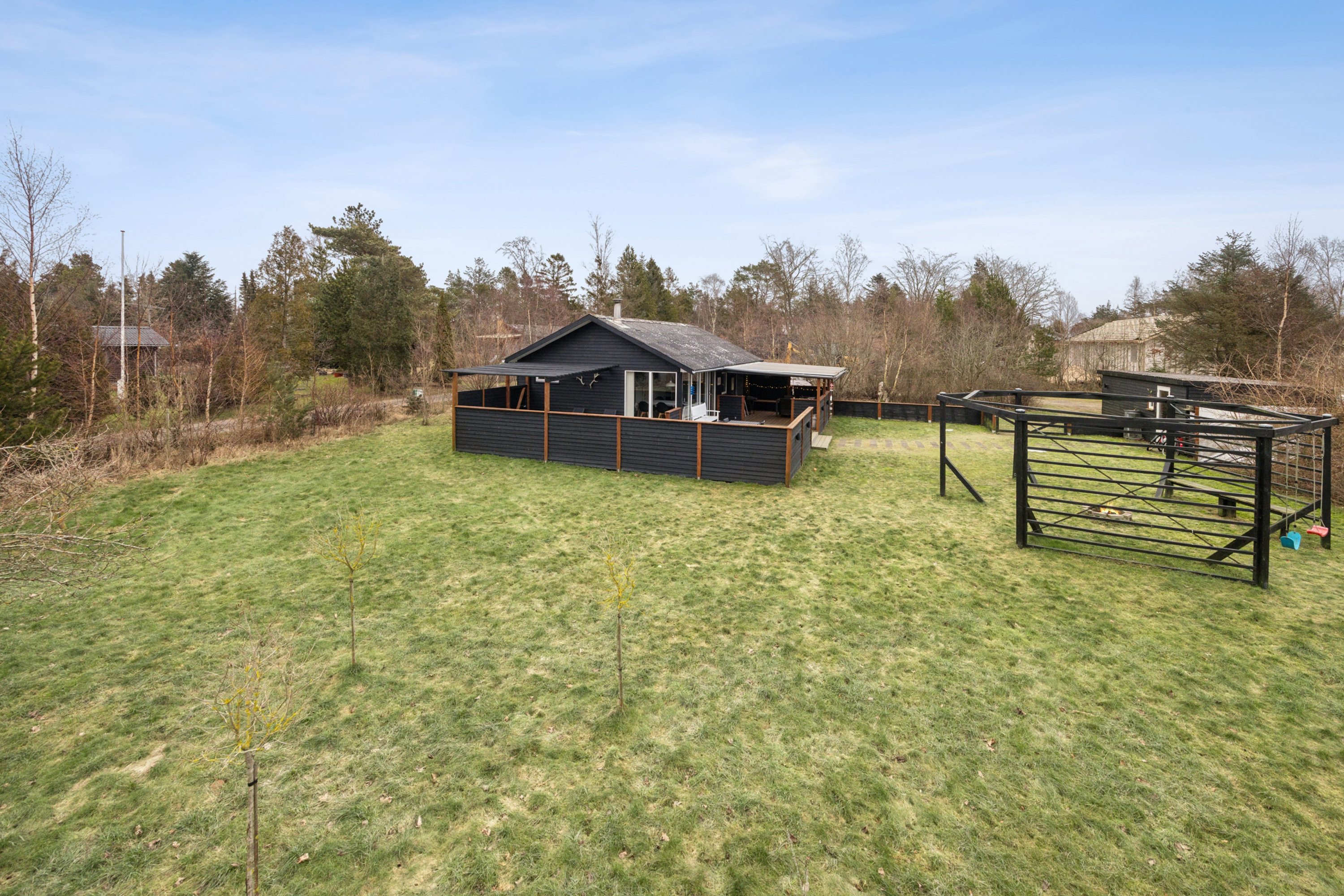 Fremhævet andet billede i fuldskærmstilstand. Billede af Slyngelen 11, Hou, 9370 Hals