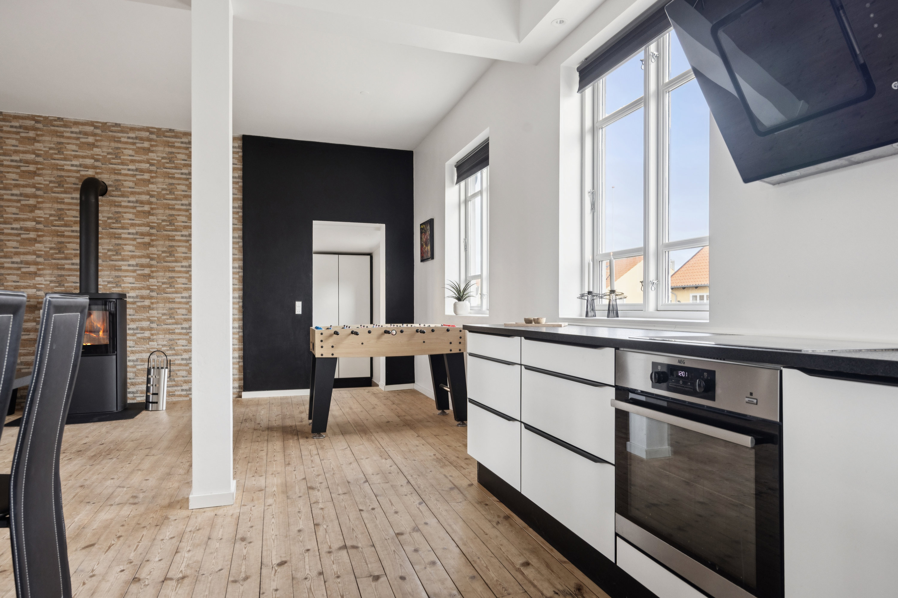 Fremhævet køkken billede i fuldskærmstilstand. Billede af Mosegårdsvej 1, 9990 Skagen