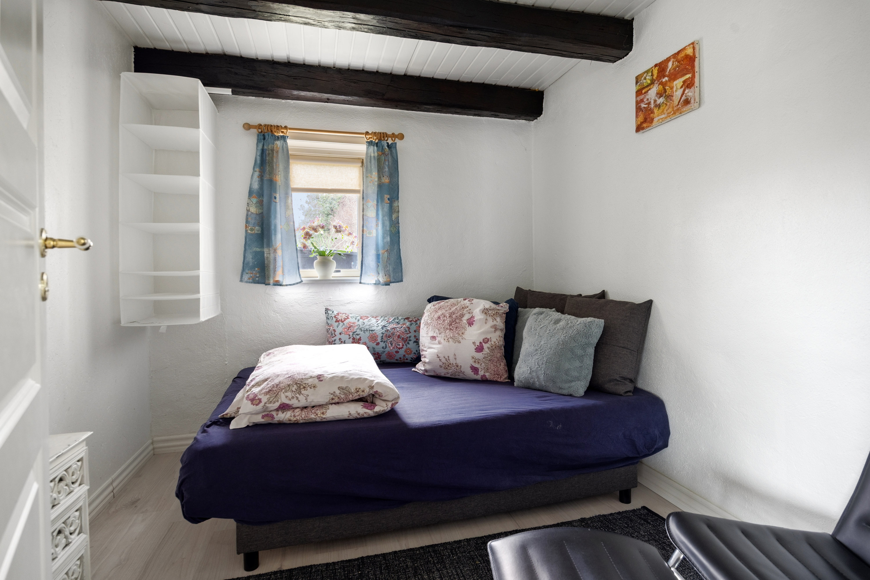 Fremhævet værelse billede i fuldskærmstilstand. Billede af Knudshoved 10, 9370 Hals