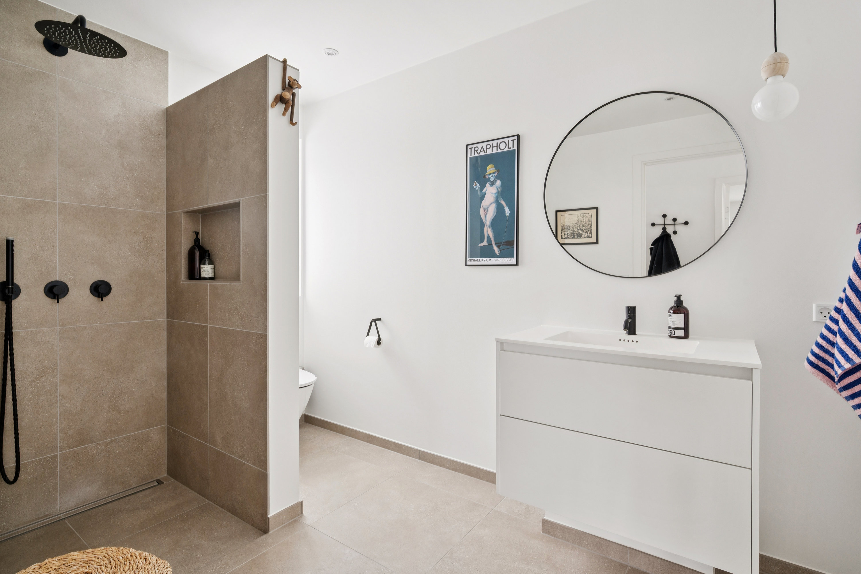 Fremhævet værelse billede i fuldskærmstilstand. Billede af Fyrremejsevej 6, 8250 Egå