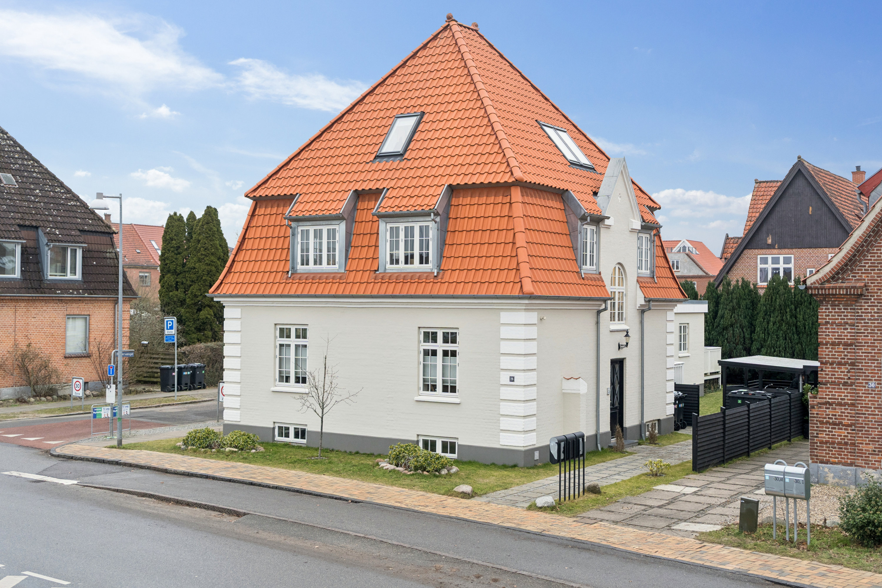 Fremhævet  billede i fuldskærmstilstand. Billede af Heltzensgade 28B, 5000 Odense C