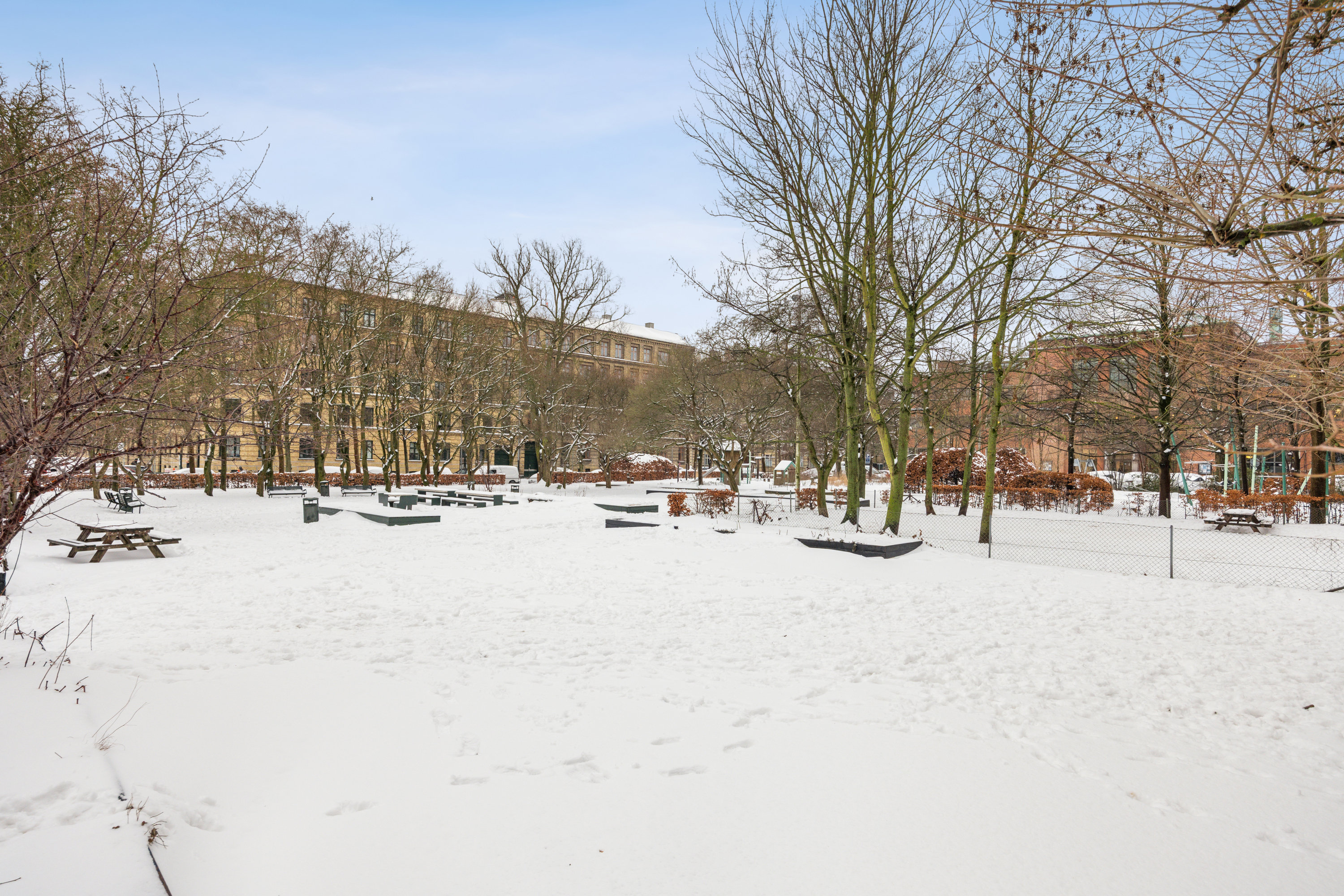 Fremhævet område billede i fuldskærmstilstand. Billede af Aksel Møllers Have 24, 3. mf., 2000 Frederiksberg