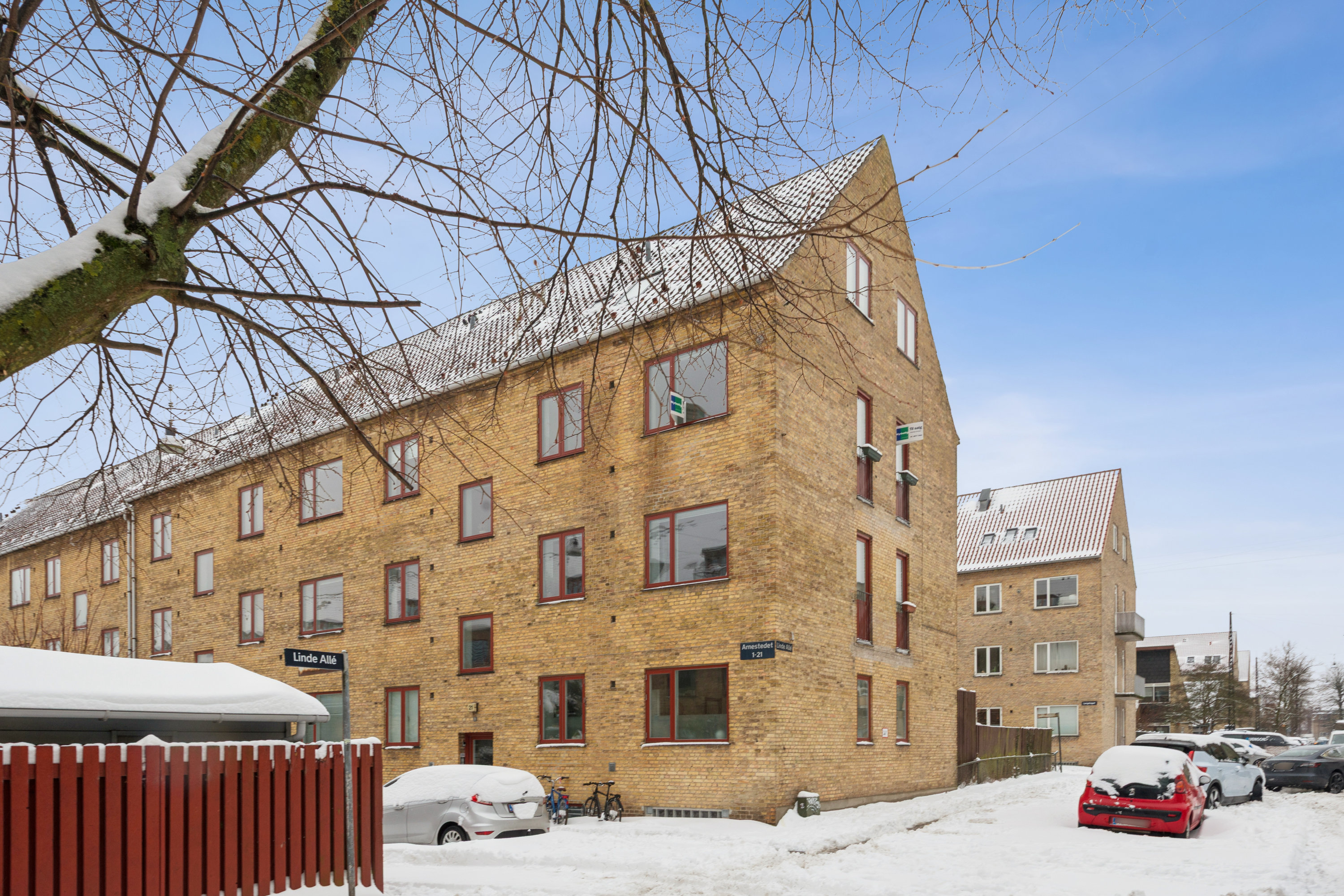 Fremhævet andet billede i fuldskærmstilstand. Billede af Arnestedet 21, 2. th., 2720 Vanløse