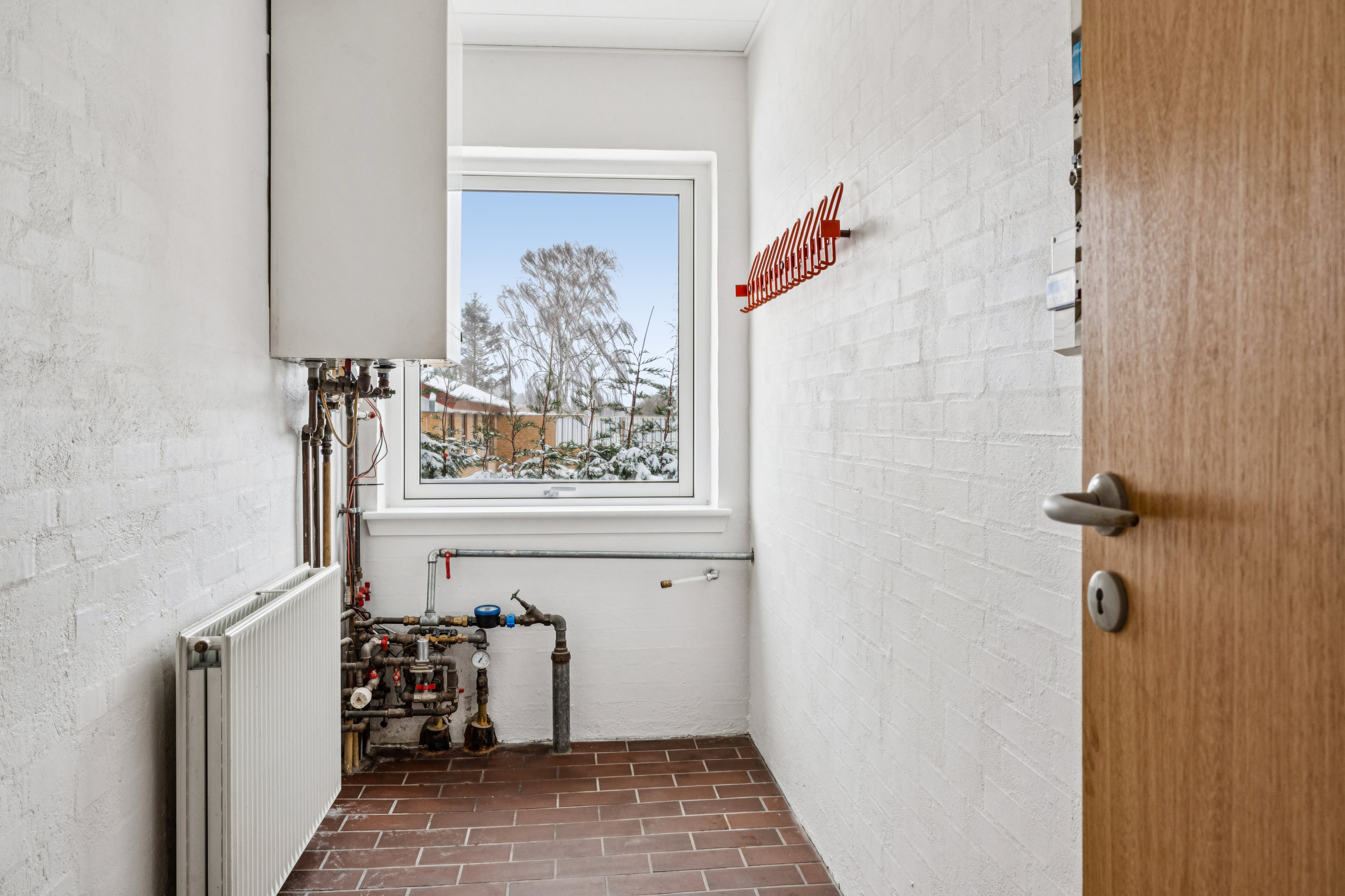 Fremhævet badeværelse billede i fuldskærmstilstand. Billede af Spergelvej 35, 9270 Klarup