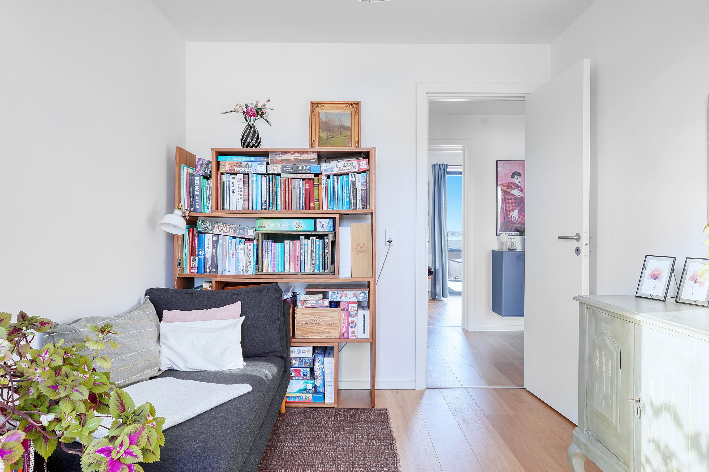 Fremhævet værelse billede i fuldskærmstilstand. Billede af Bringegårdene 34, Jonstrup, 3500 Værløse