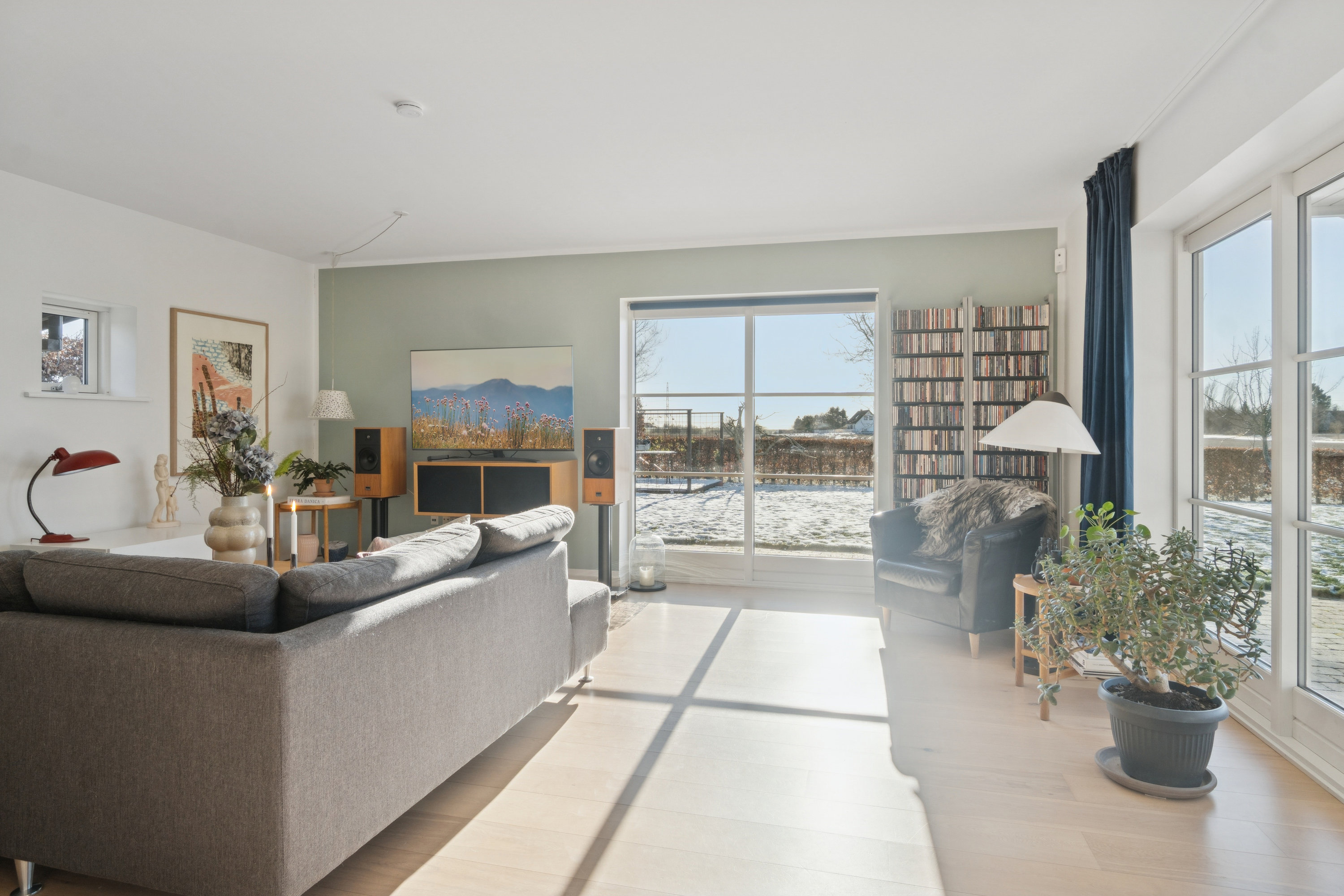 Fremhævet stue billede i fuldskærmstilstand. Billede af Vejgården 86, 4160 Herlufmagle