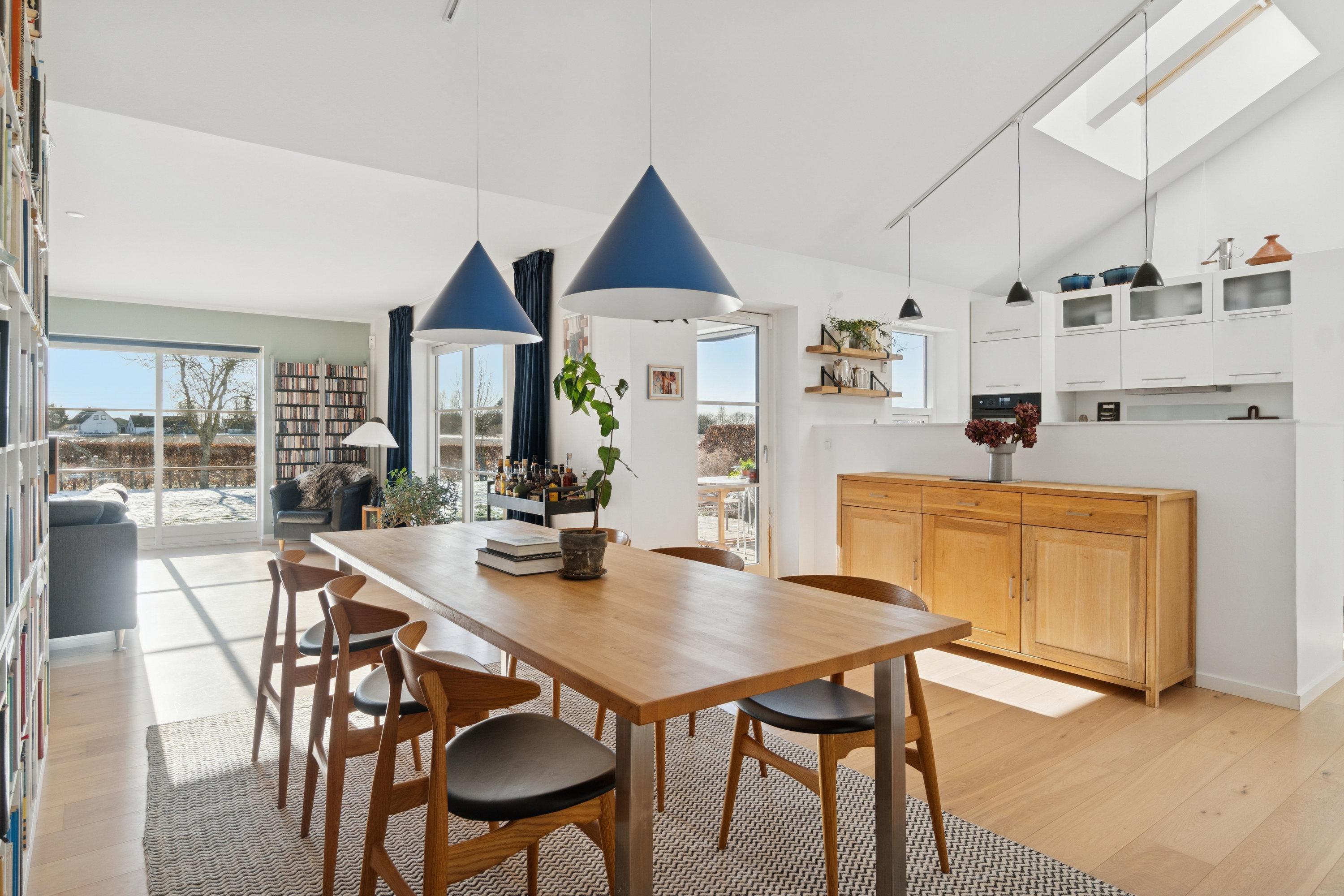 Fremhævet køkken/alrum billede i fuldskærmstilstand. Billede af Vejgården 86, 4160 Herlufmagle