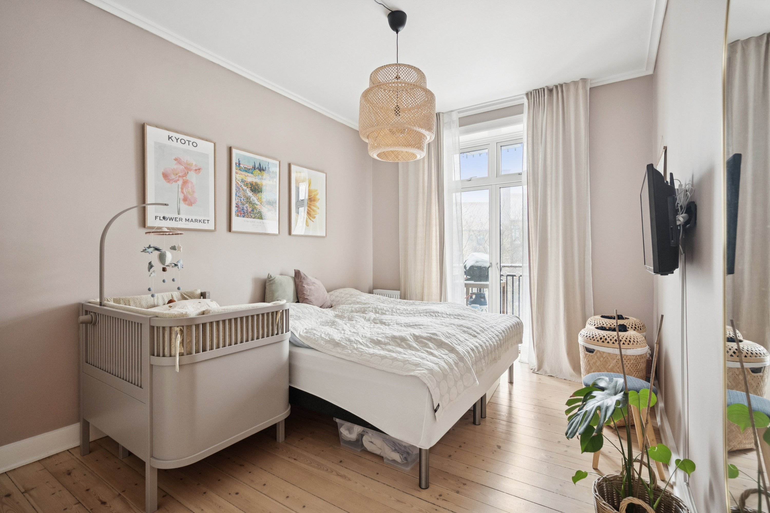 Fremhævet  billede i fuldskærmstilstand. Billede af Rasmus Rasks Vej 6, 3. tv., 2500 Valby