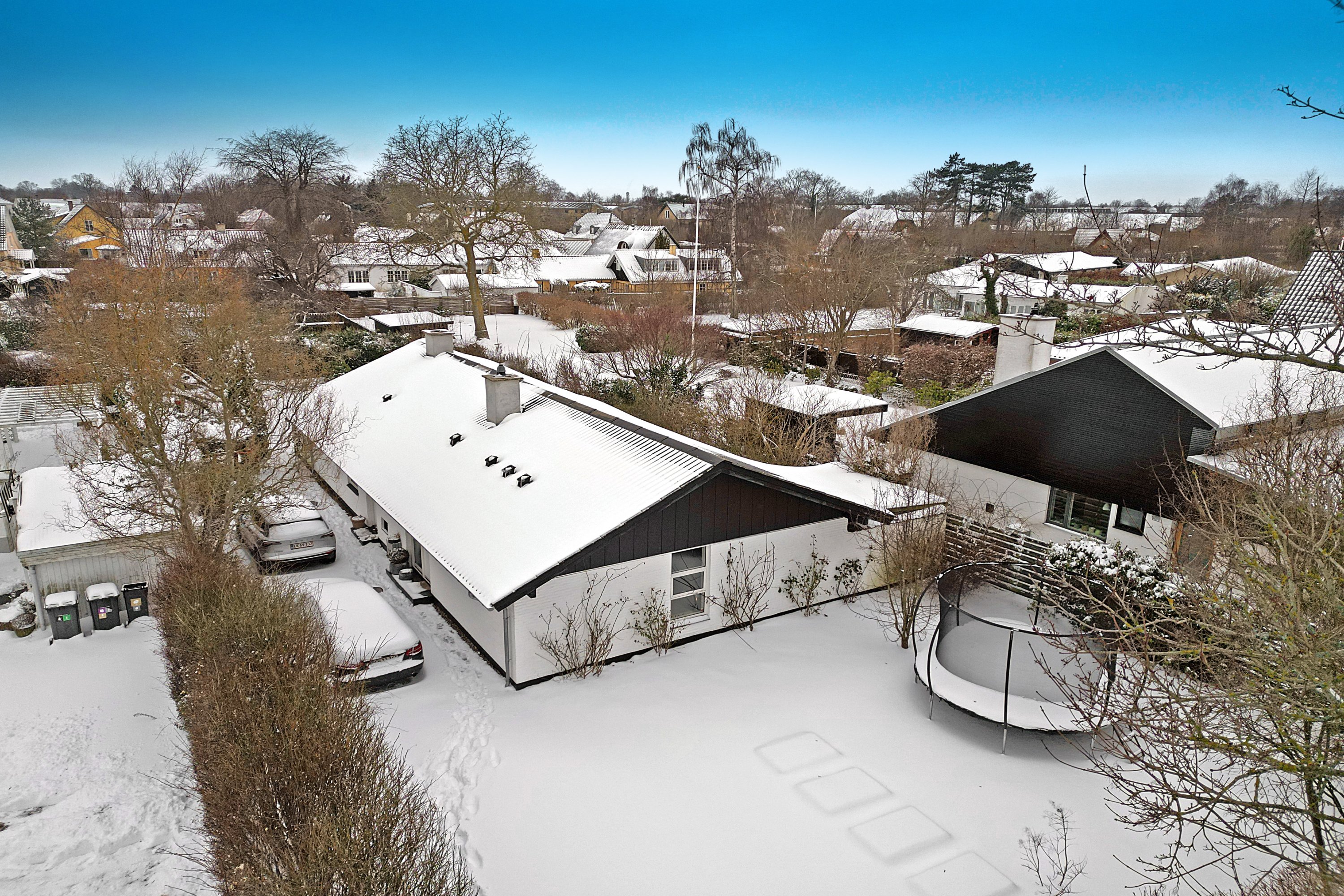 Fremhævet luftfoto billede i fuldskærmstilstand. Billede af Jernbane Alle 4B, 3050 Humlebæk